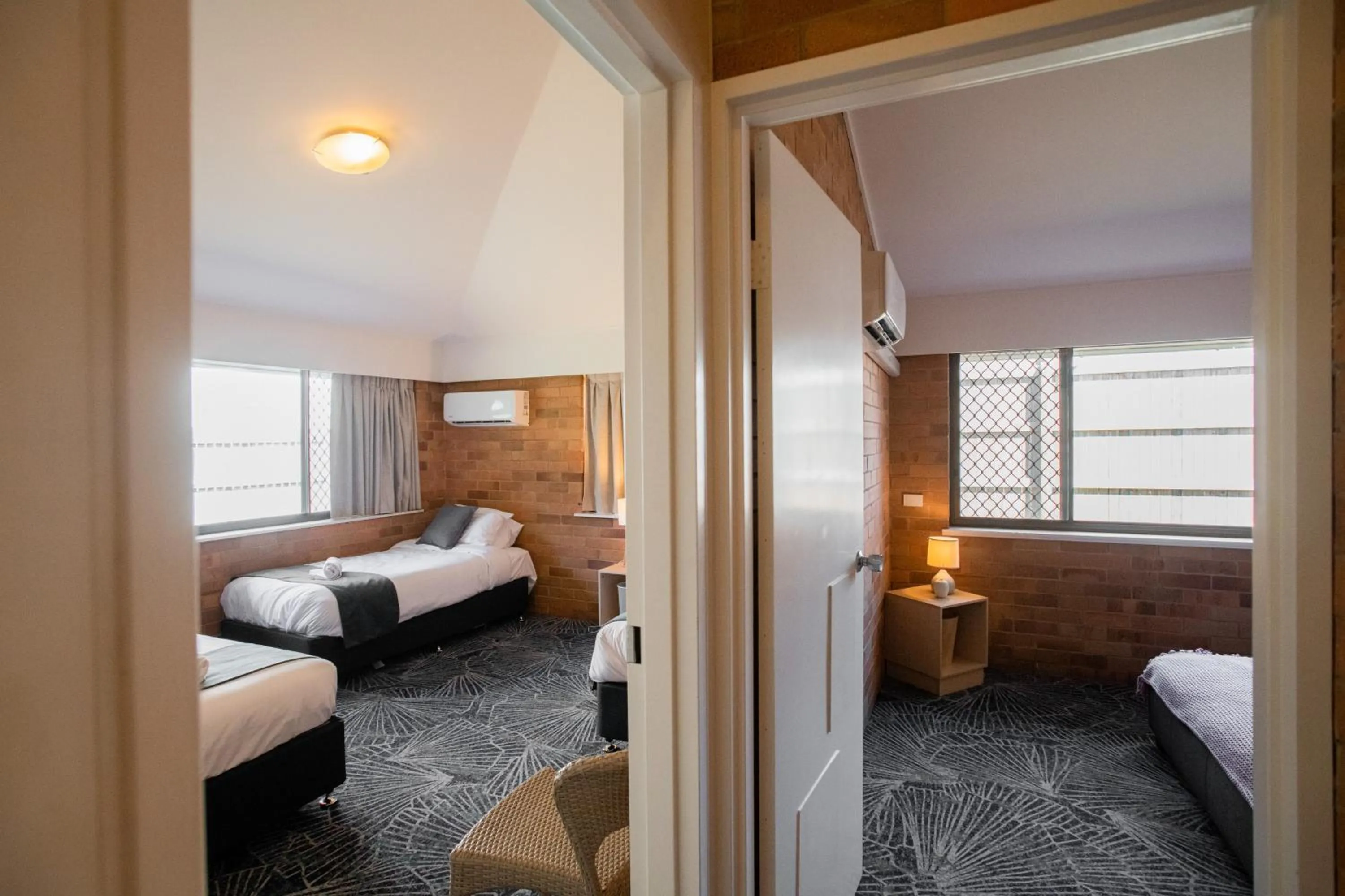 Bedroom, Bed in Bribie Island Hotel