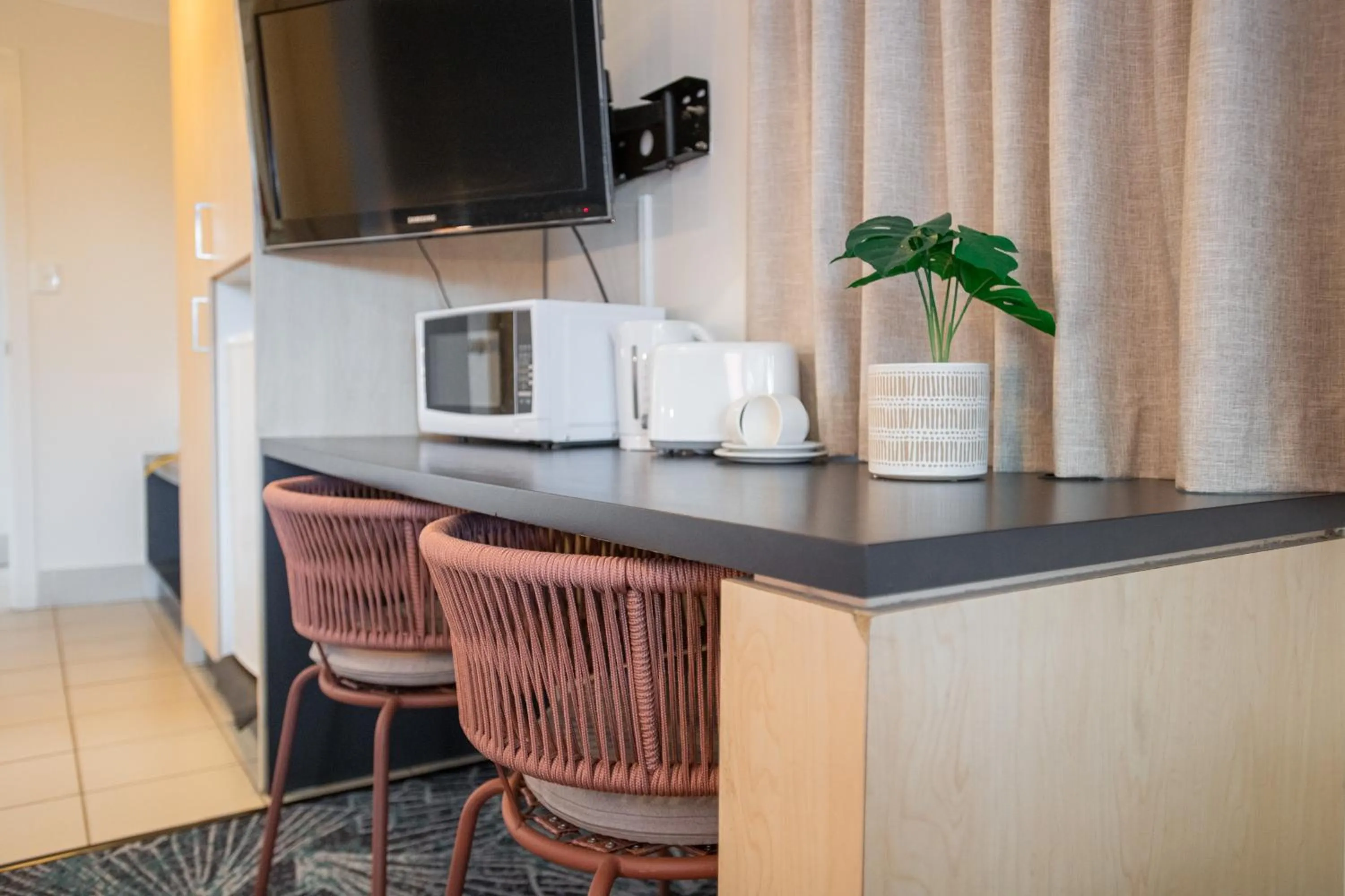 TV and multimedia in Bribie Island Hotel