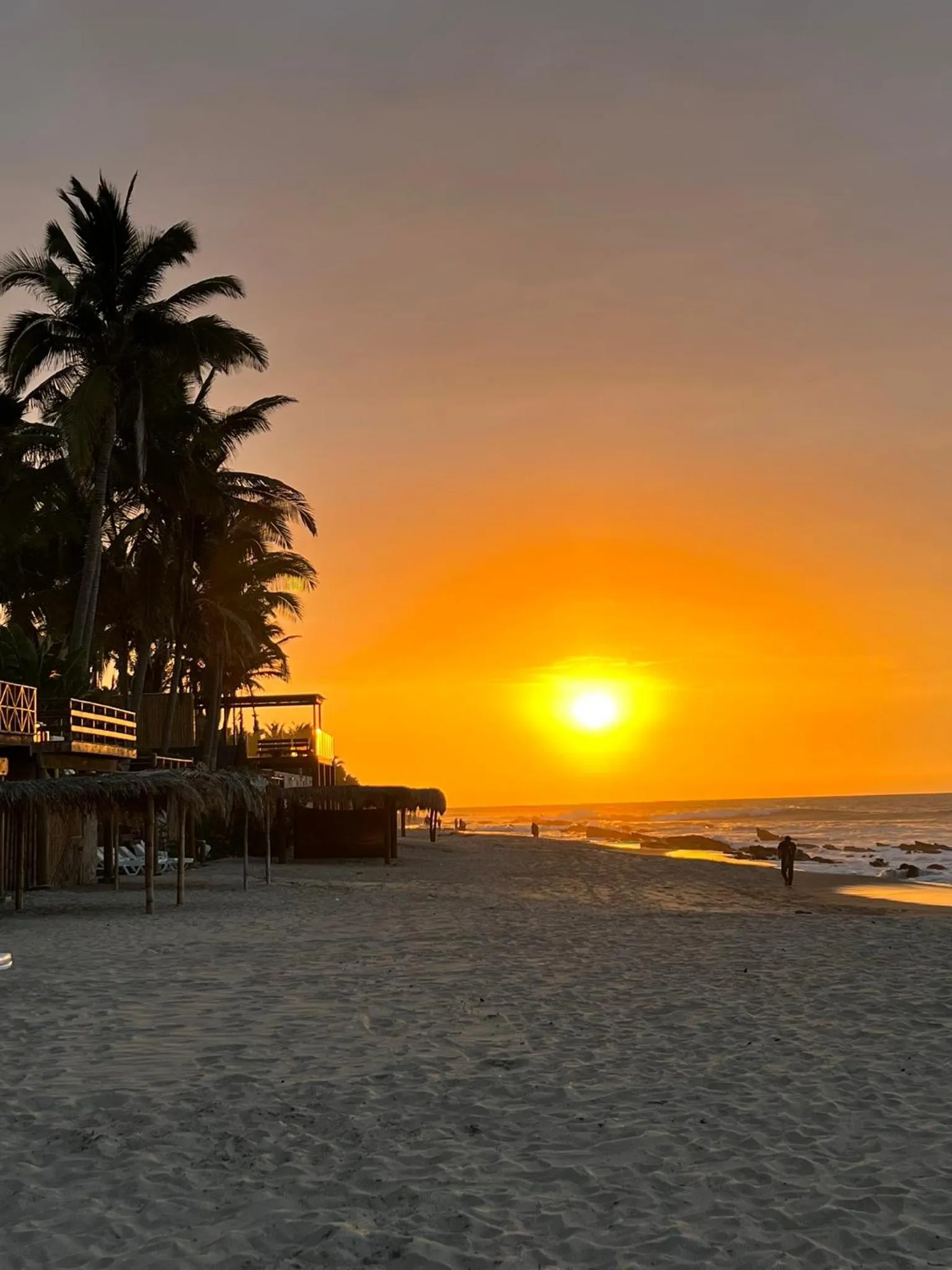 Sunset in Don Giovanni Mancora