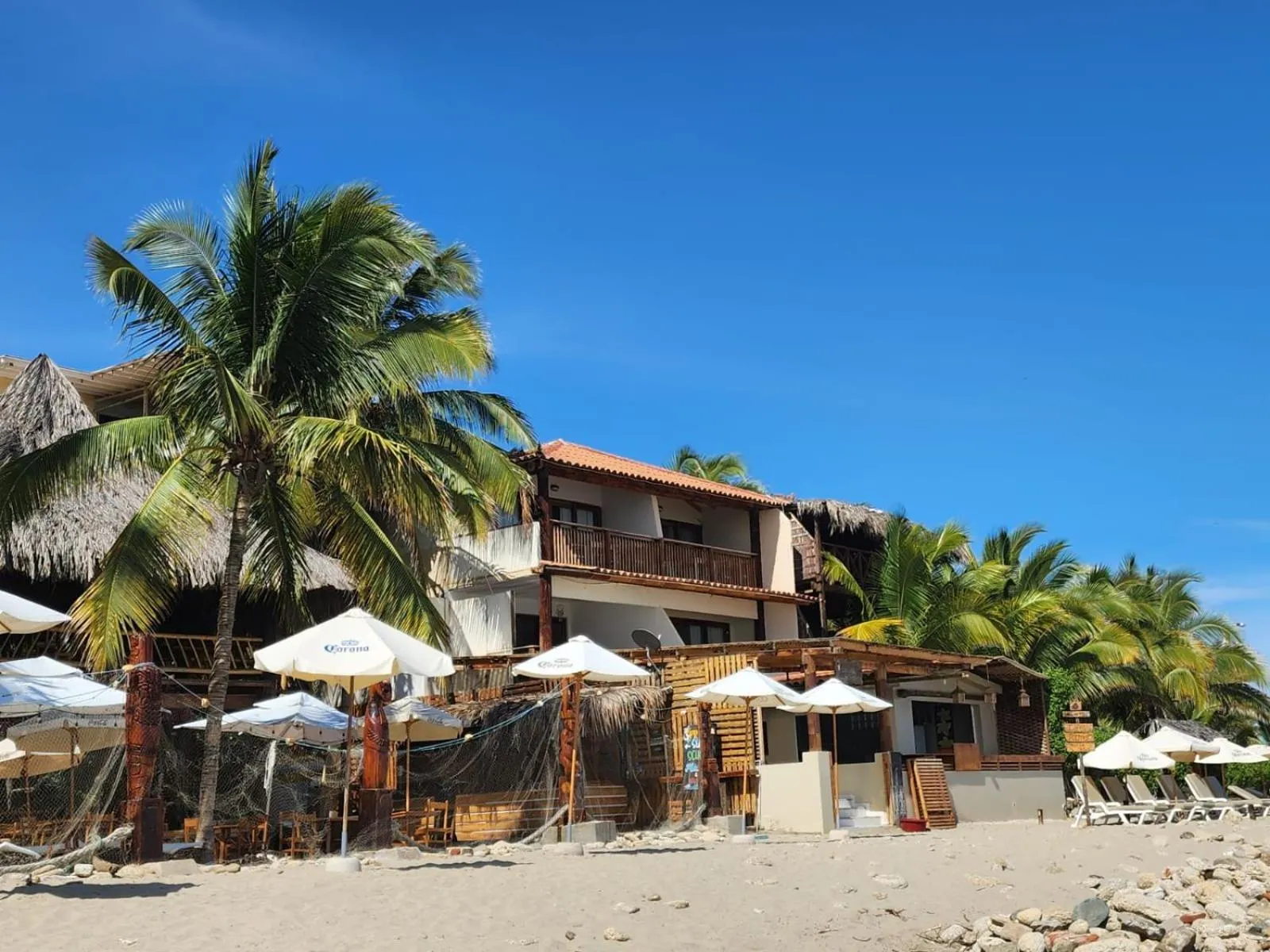 Property building in Don Giovanni Mancora