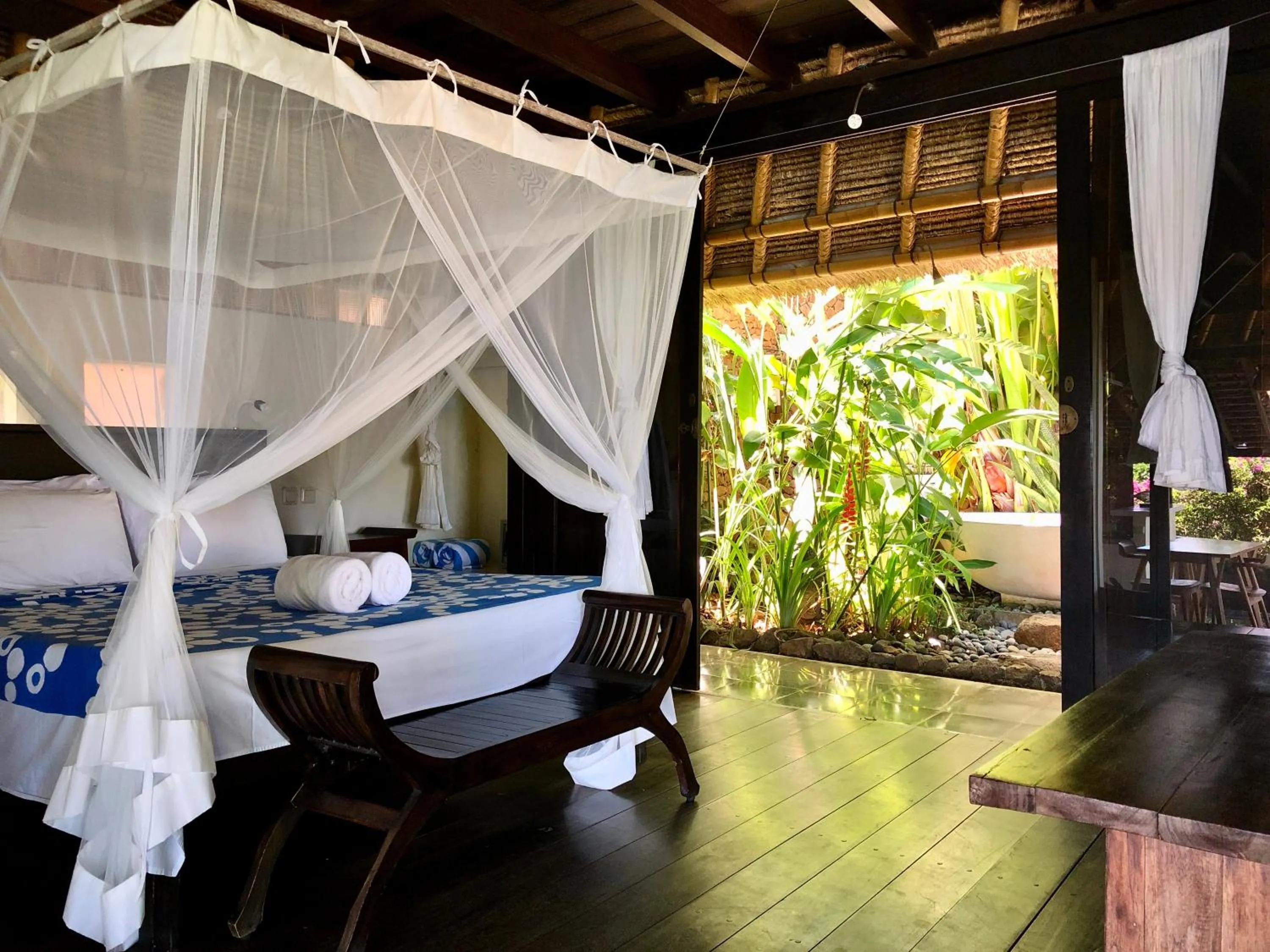 Bedroom, Bed in Bloo Lagoon Village