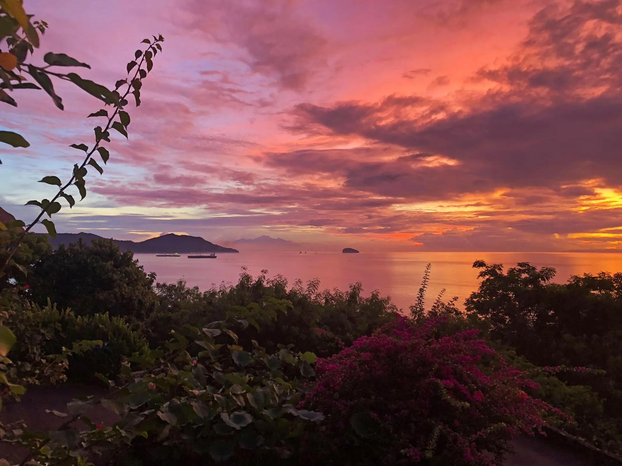 Mountain view in Bloo Lagoon Village