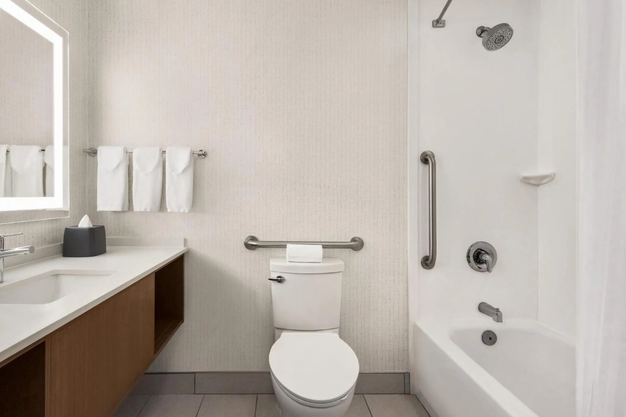 Photo of the whole room in Holiday Inn Birmingham - Hoover by IHG