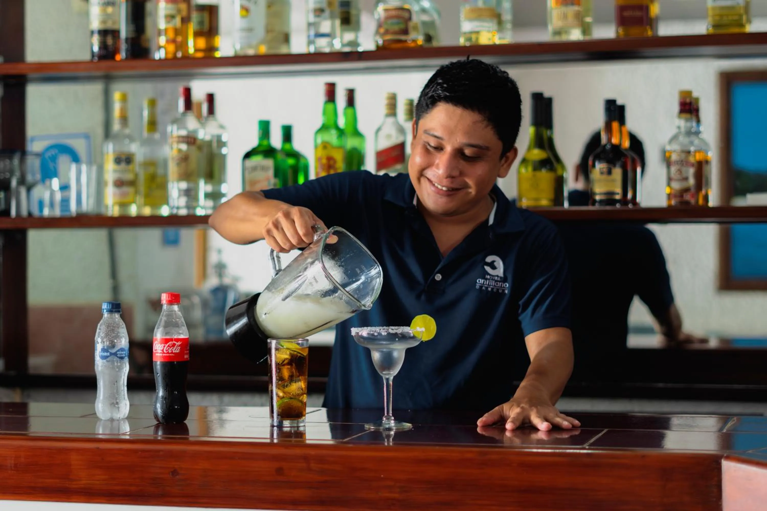 Lounge or bar in Hotel Antillano