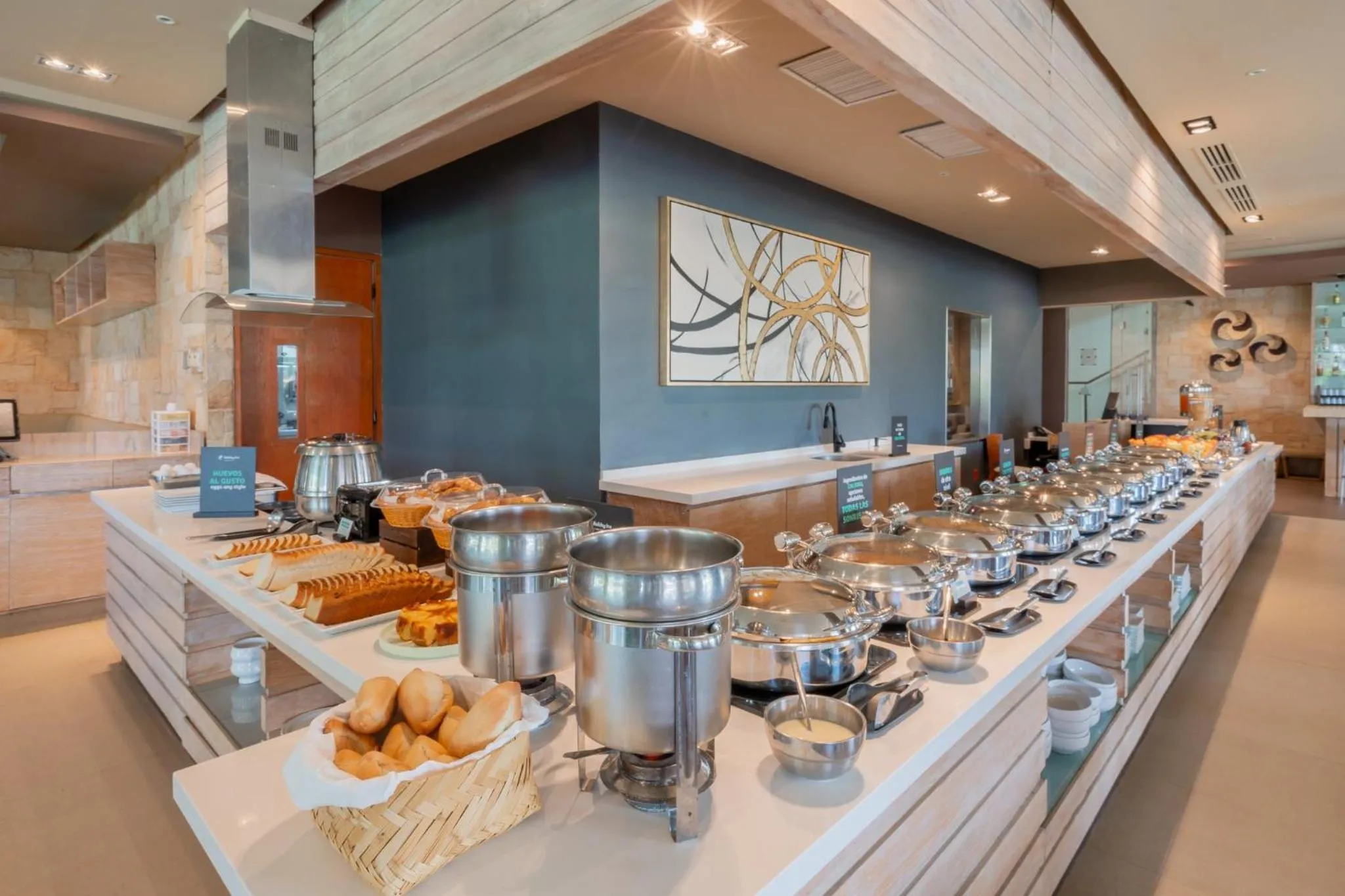 Restaurant/places to eat in Holiday Inn Acapulco La Isla by IHG