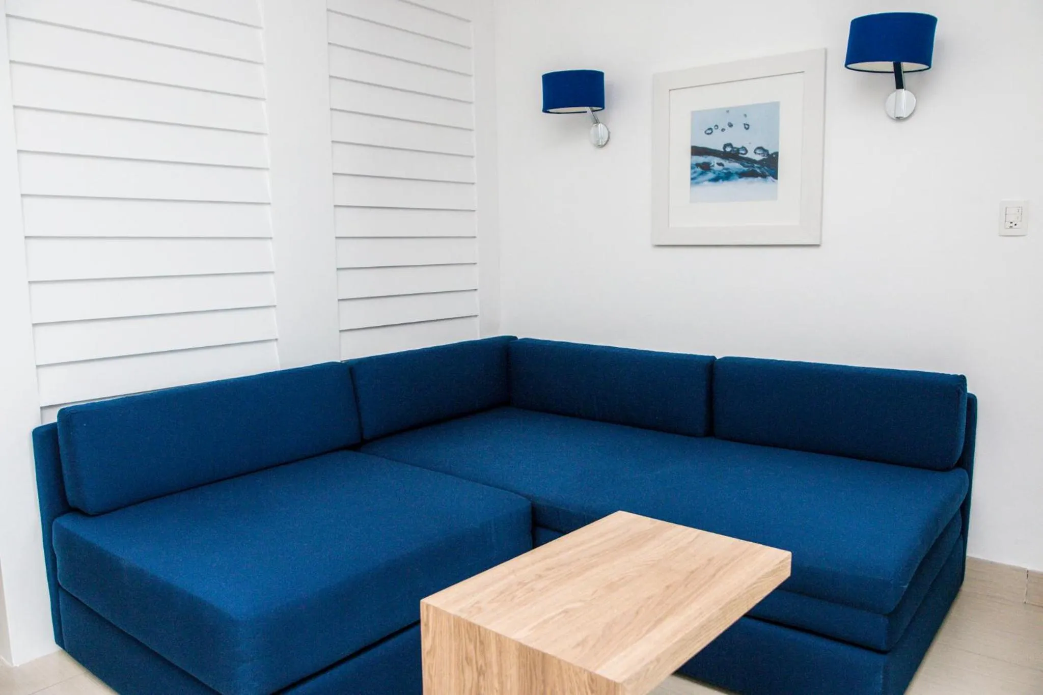 Photo of the whole room in Holiday Inn Acapulco La Isla by IHG