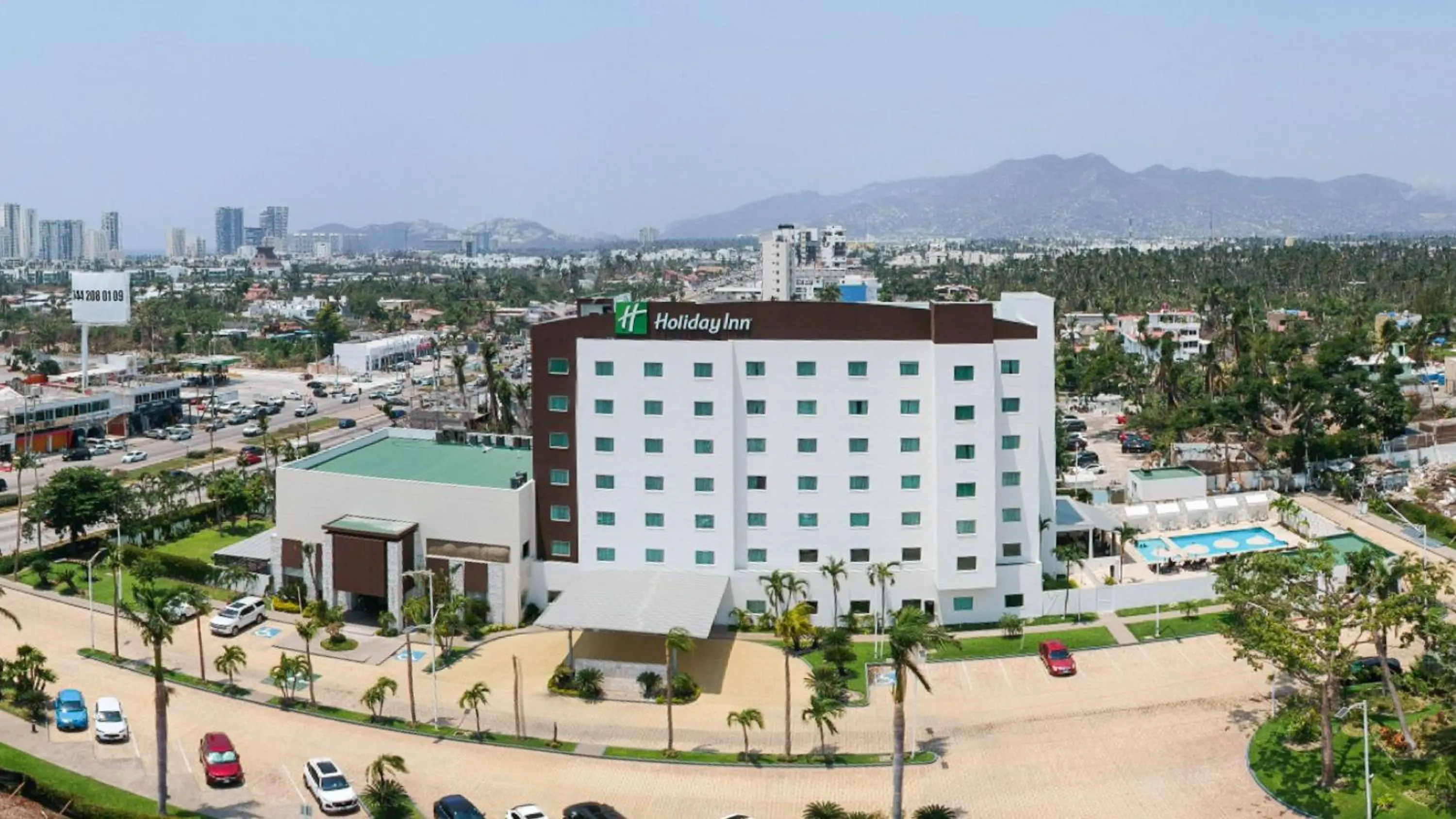 Property building in Holiday Inn Acapulco La Isla by IHG