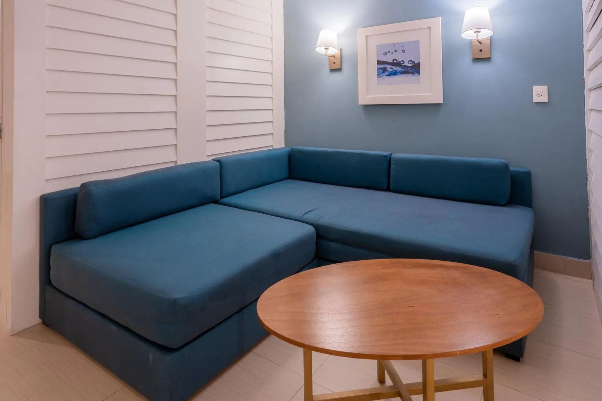 Photo of the whole room in Holiday Inn Acapulco La Isla by IHG