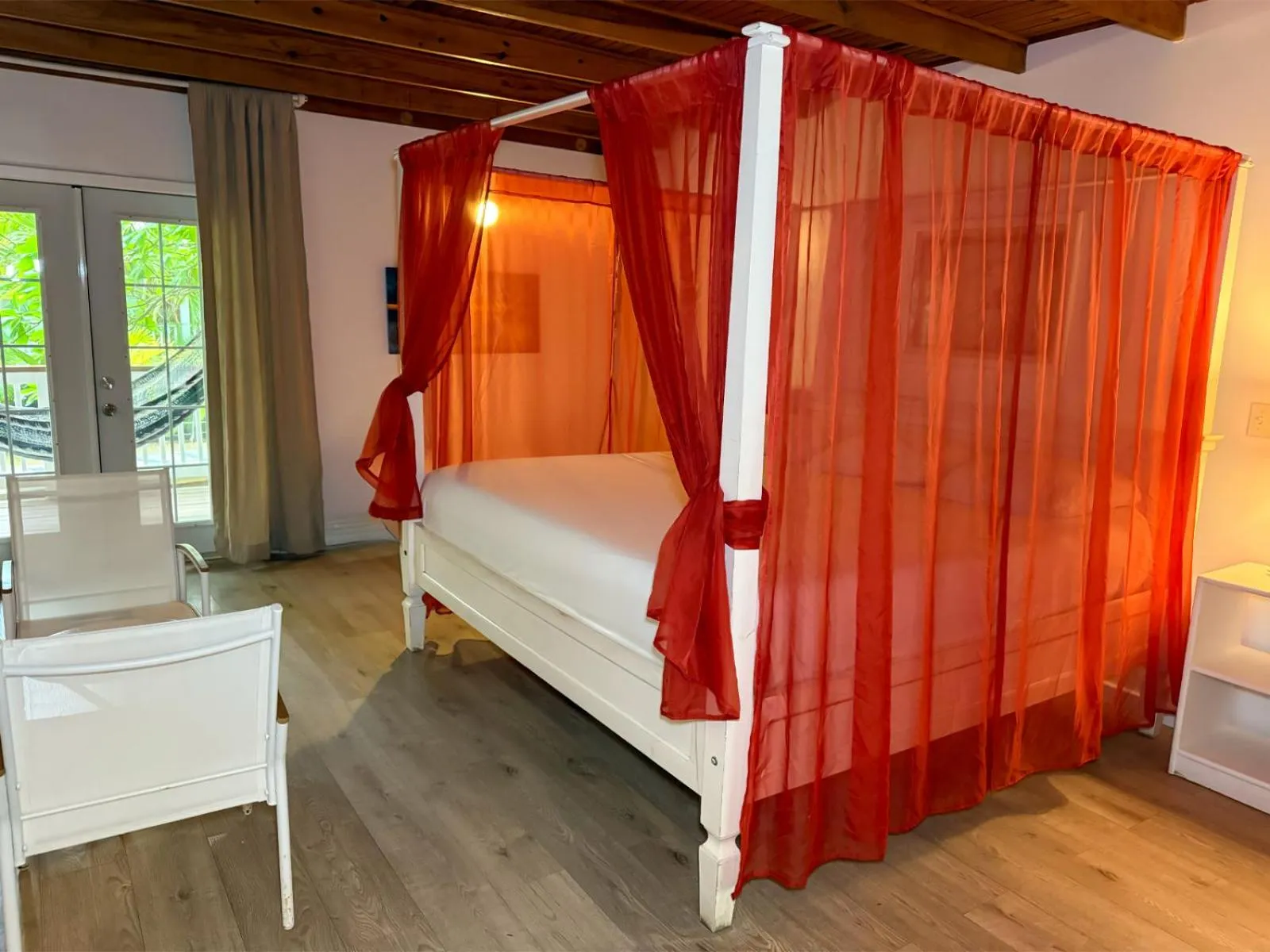 Bed in Hotel Henry Morgan All Inclusive