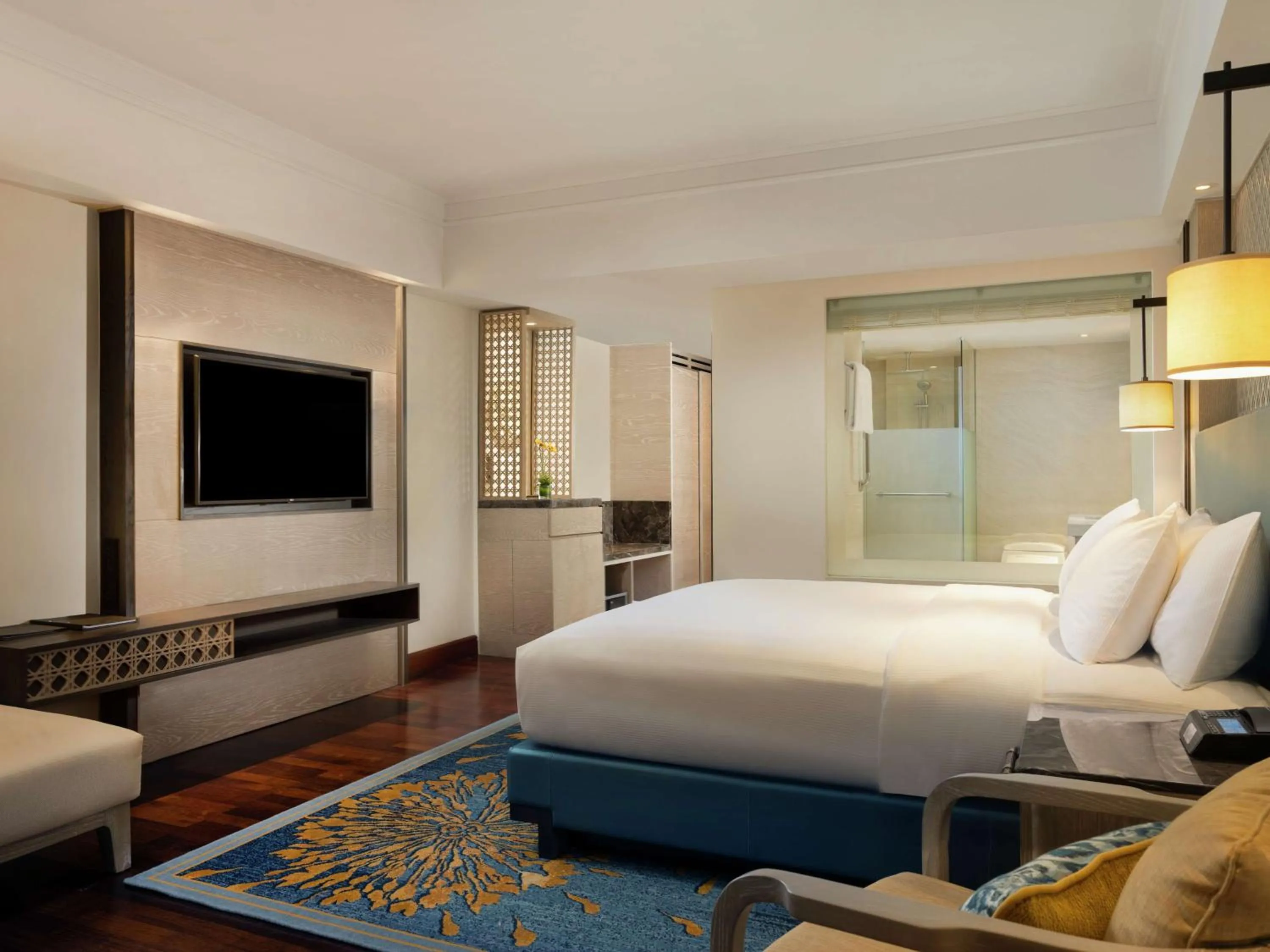 Bathroom, Bed in Hilton Bali Resort