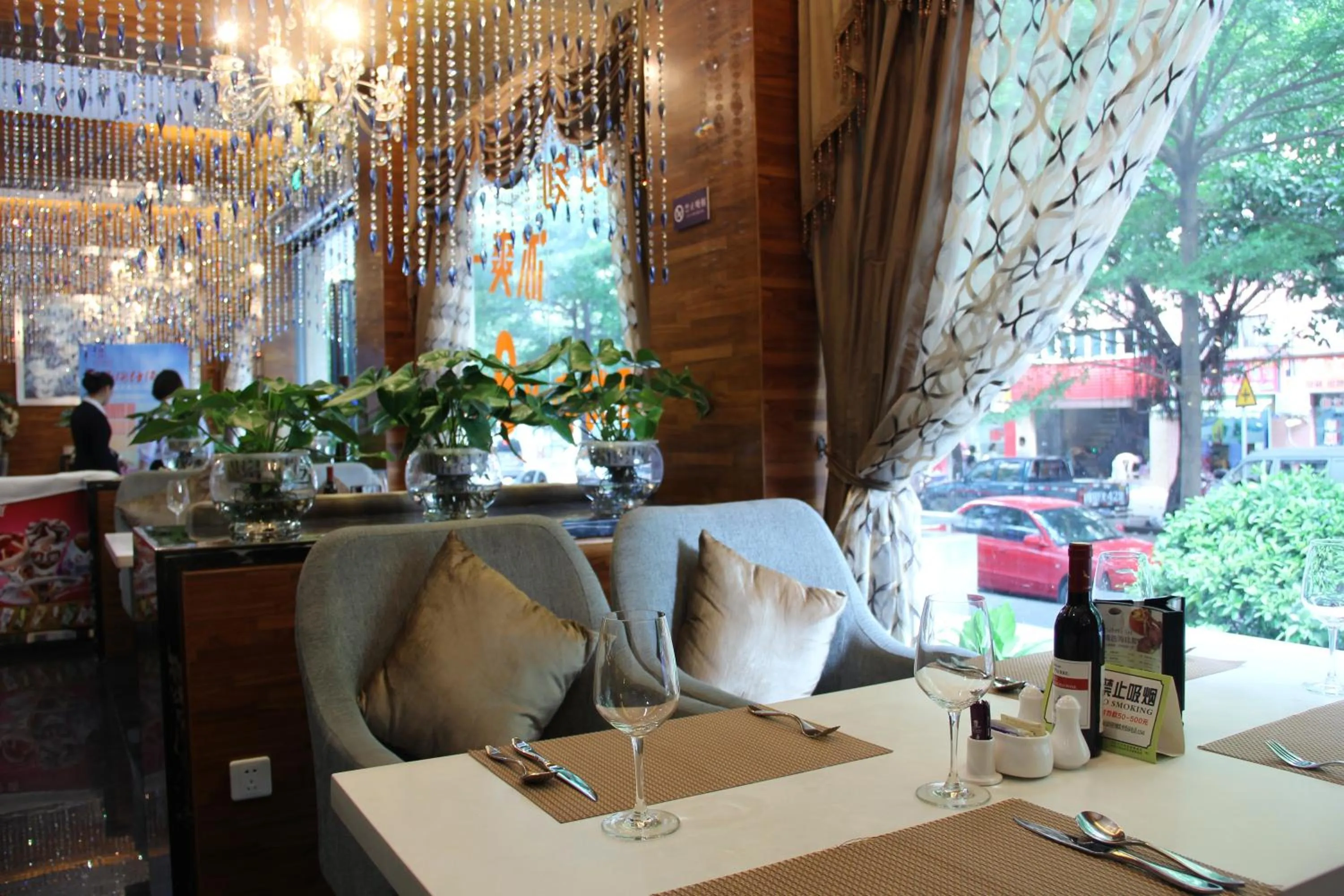 Restaurant/places to eat in Sentosa Hotel Shenzhen Majialong Branch