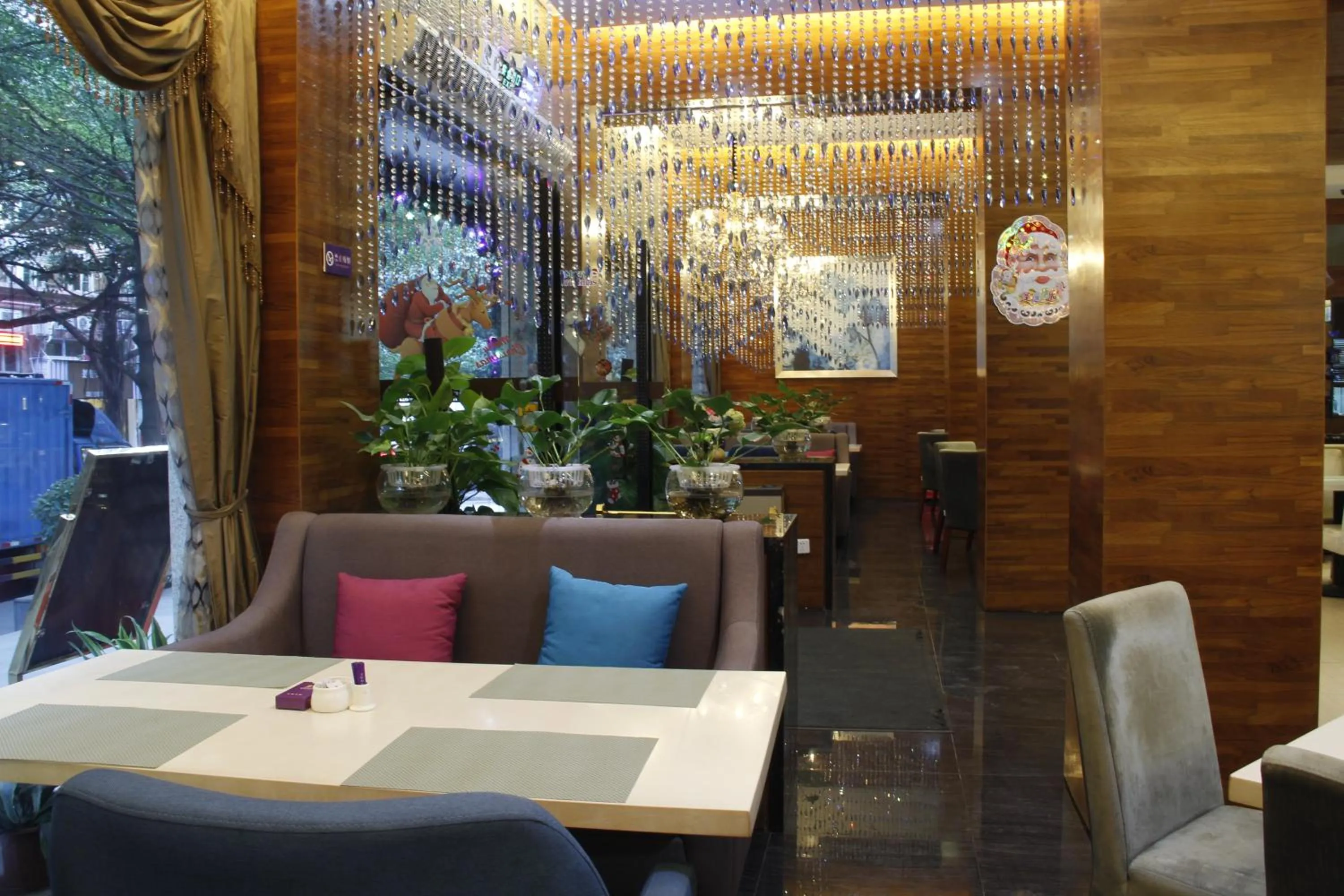 Sentosa Hotel Shenzhen Majialong Branch