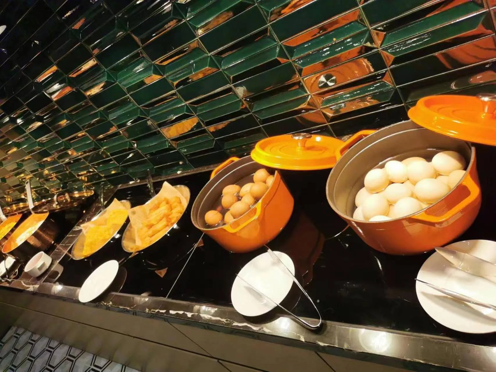 Breakfast in Four Points by Sheraton Yangjiang City Center