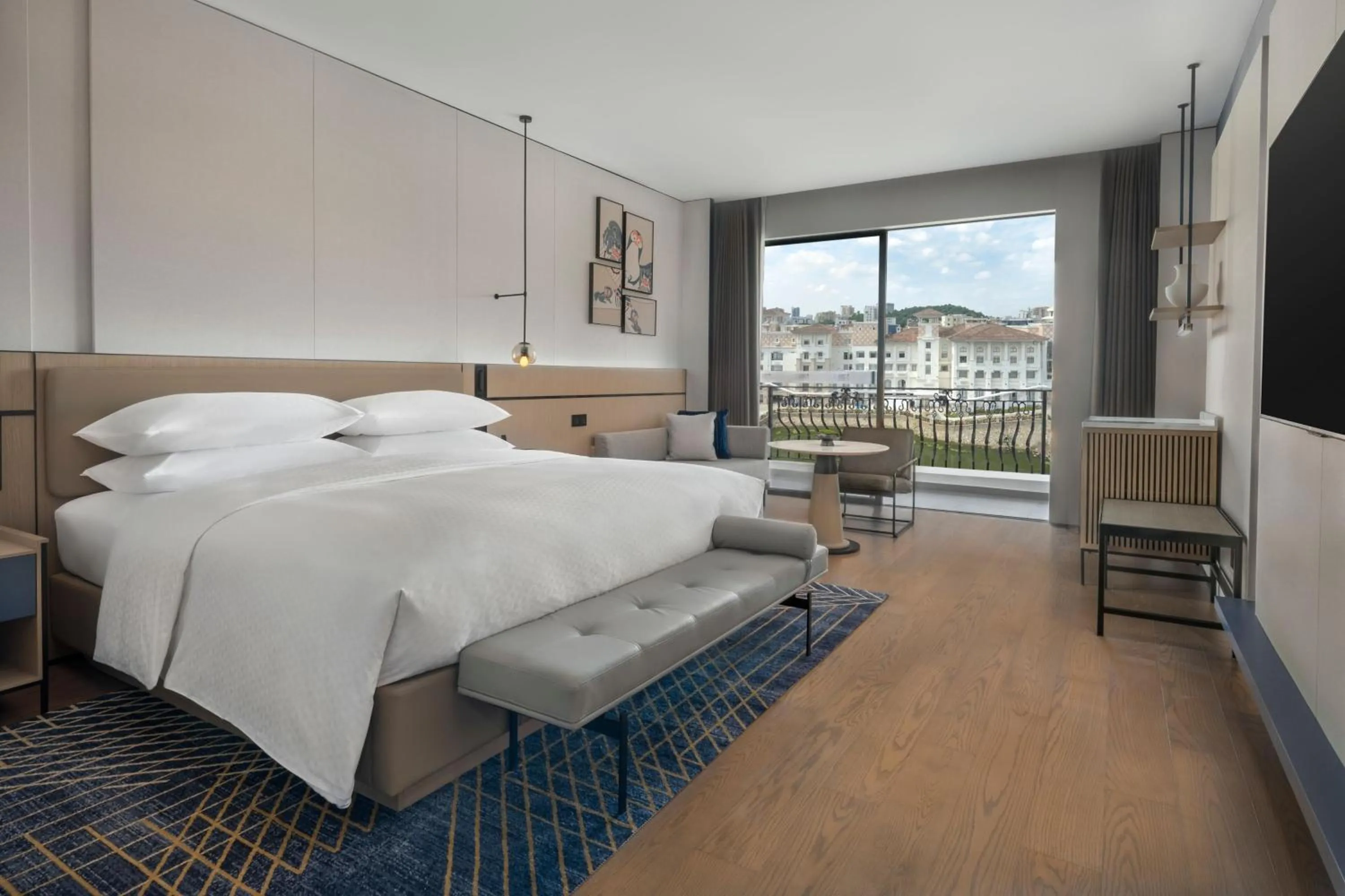 Bedroom, Bed in Four Points by Sheraton Yangjiang City Center