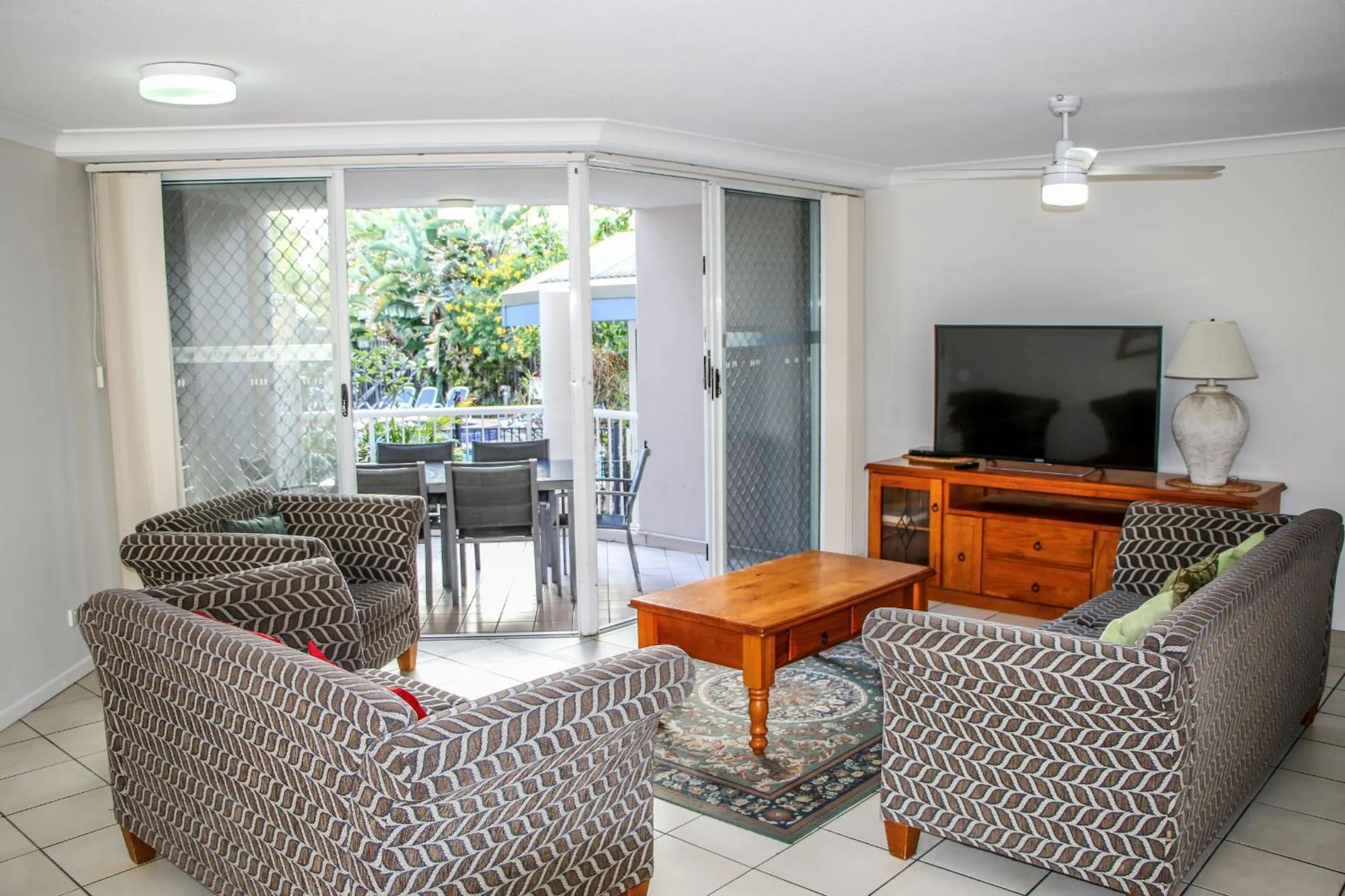 TV and multimedia in Surfers Beach Holiday Apartments