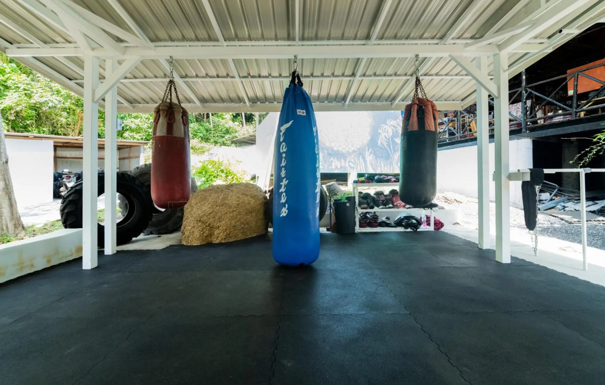 Fitness centre/facilities in Shiralea Backpackers Resort
