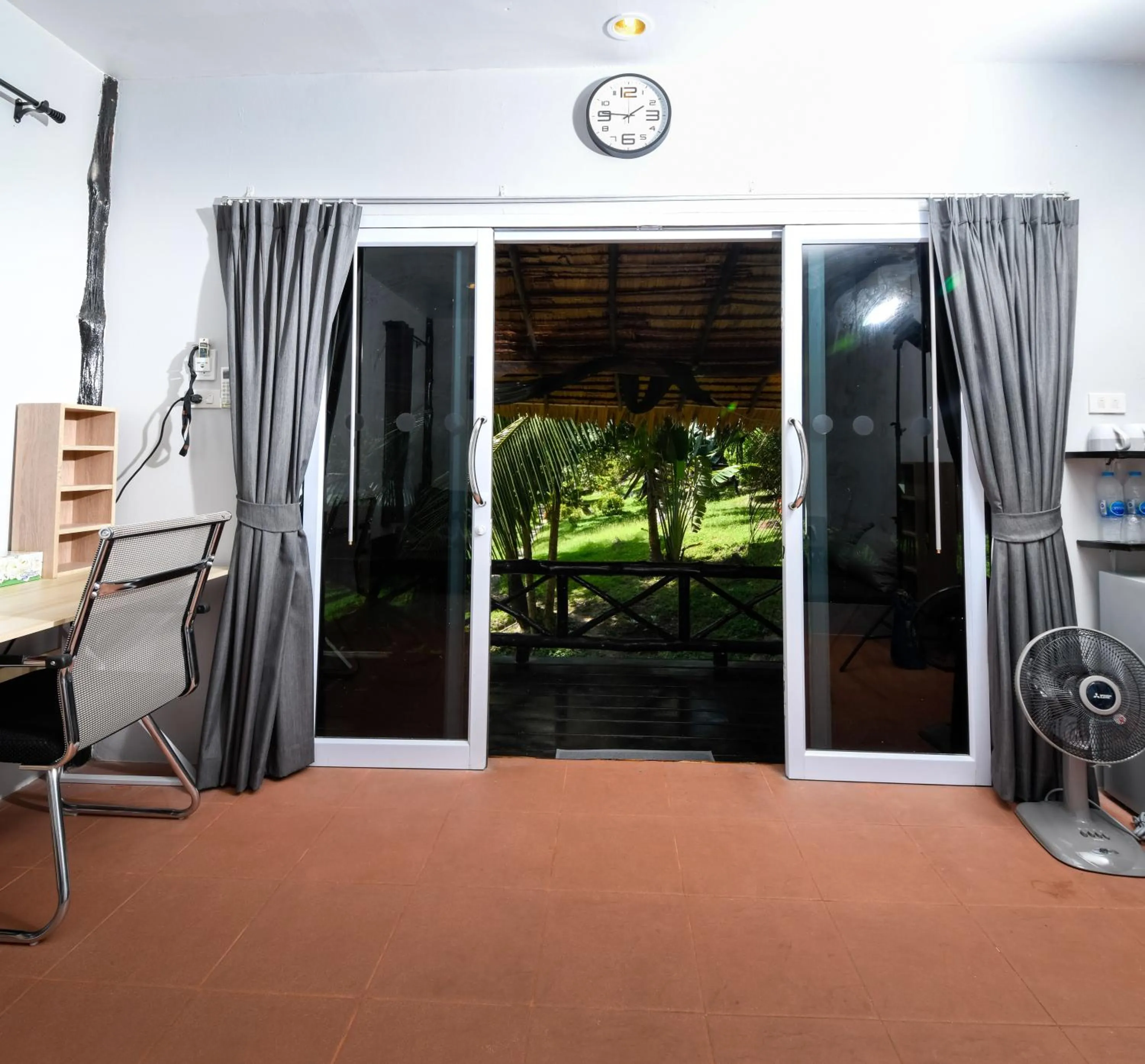 Balcony/Terrace in Shiralea Backpackers Resort