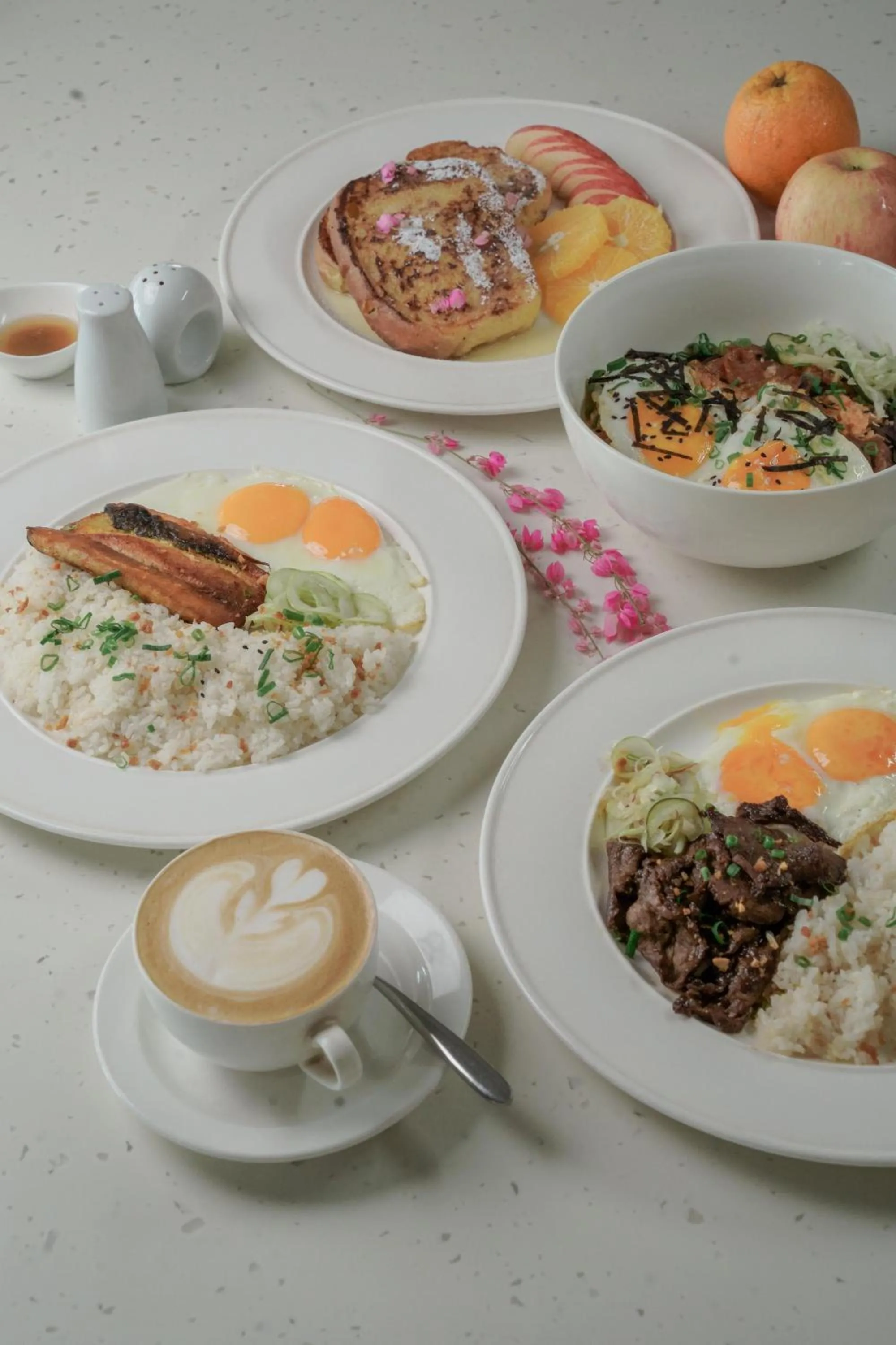 Restaurant/places to eat in Stonehill Suites