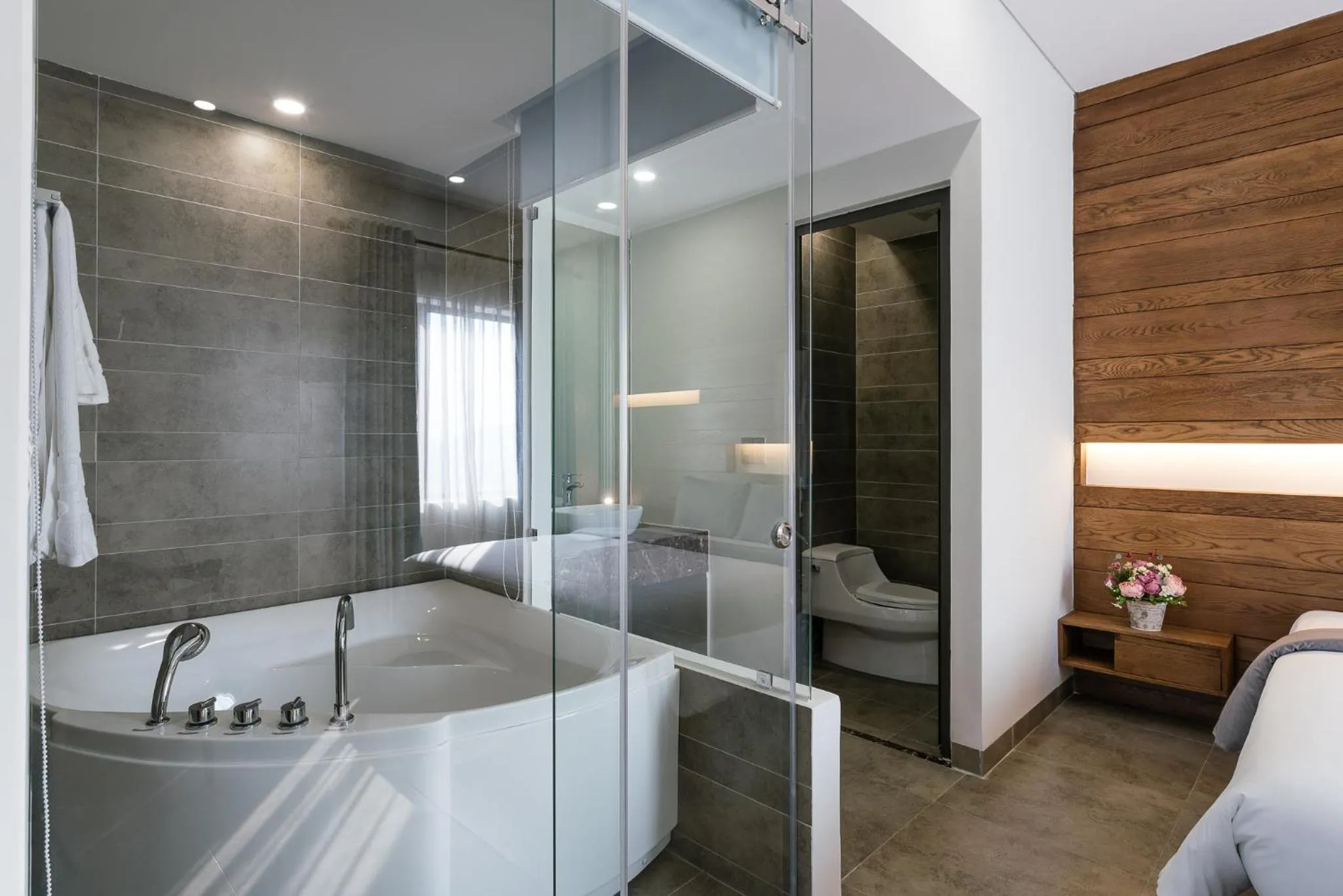 Hot Tub in Joy Trip Hotel & Spa Nha Trang