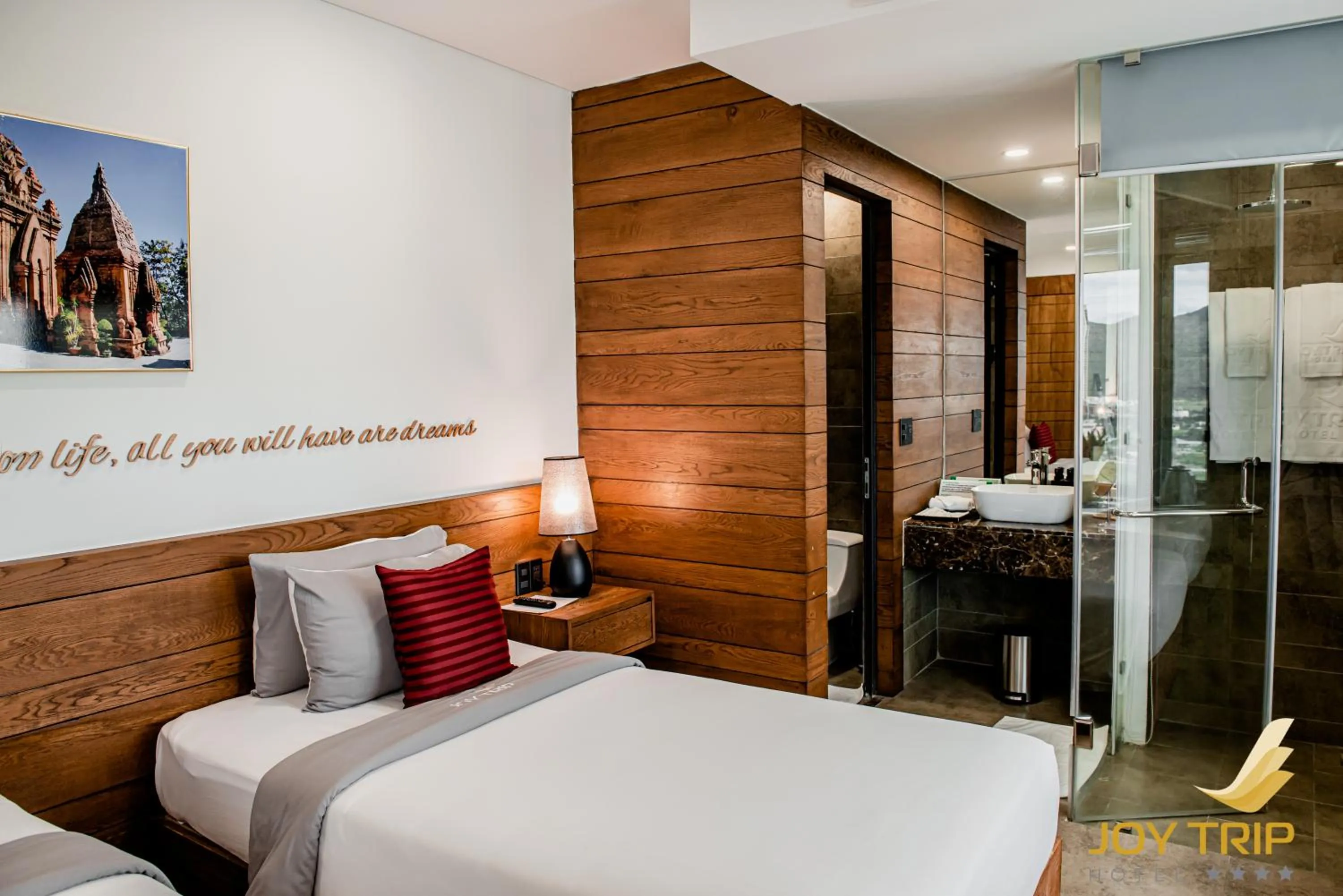 Bathroom, Bed in Joy Trip Hotel & Spa Nha Trang