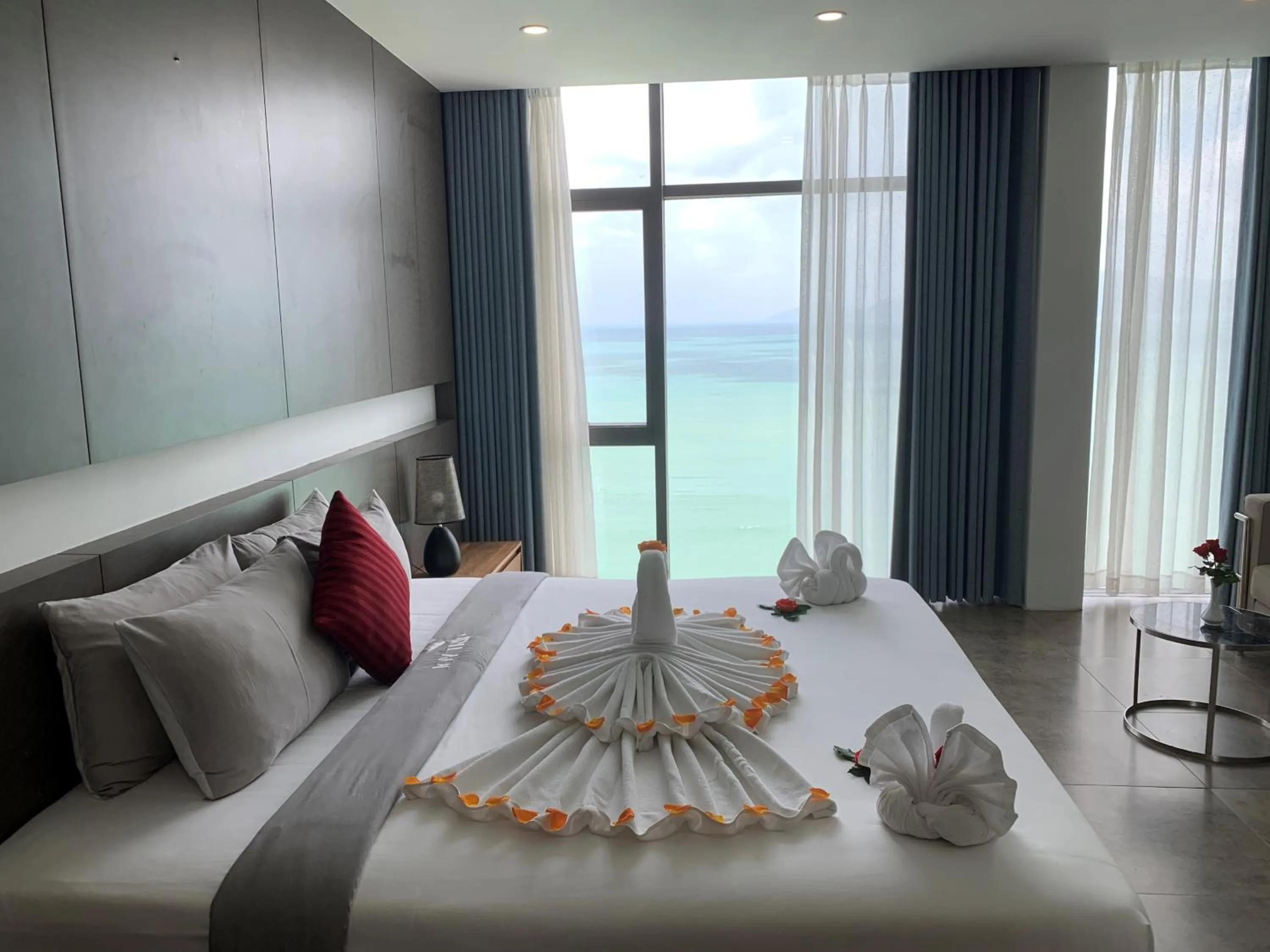 Bed in Joy Trip Hotel & Spa Nha Trang