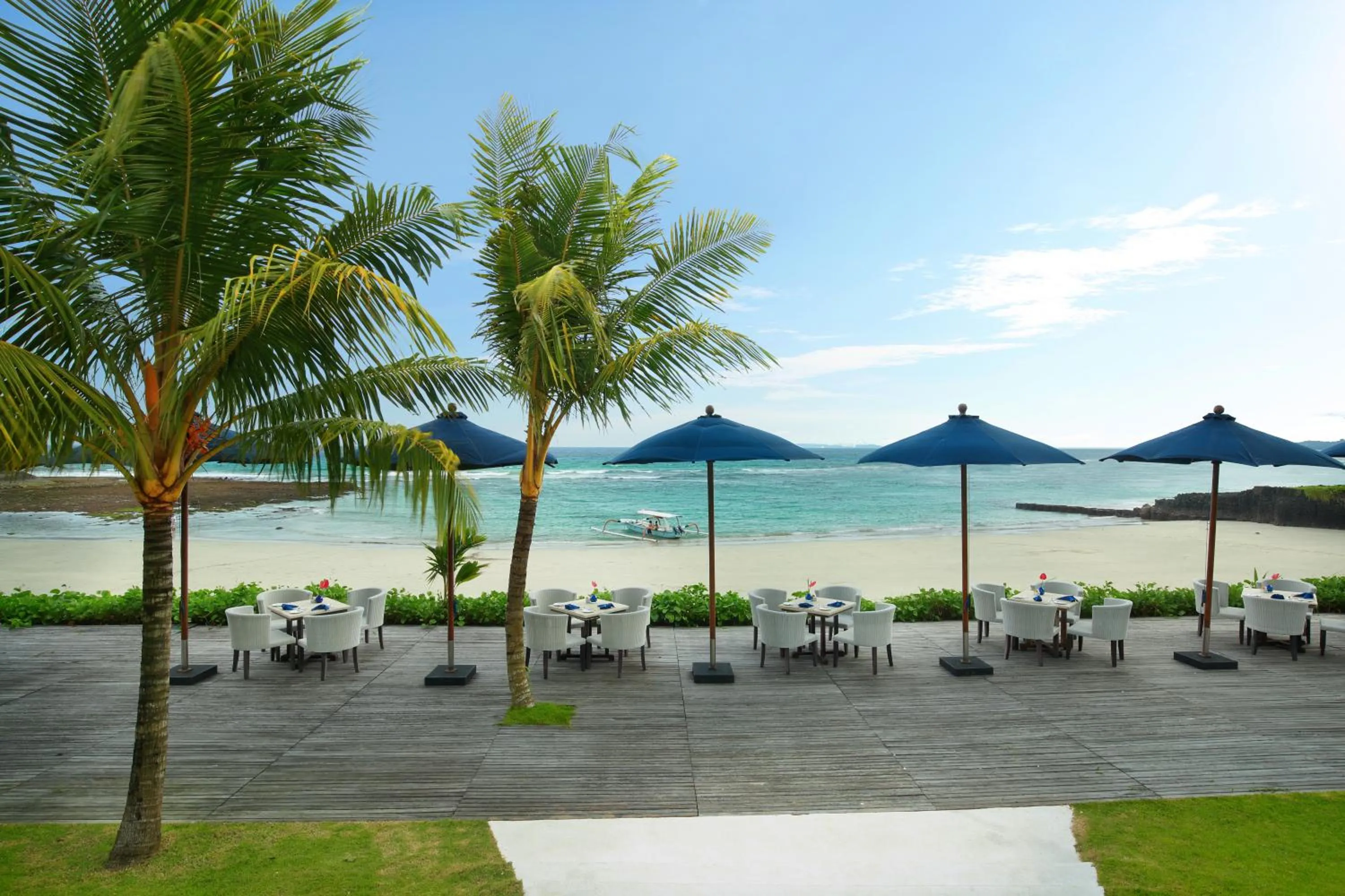 Restaurant/places to eat in Candi Beach Resort & Spa