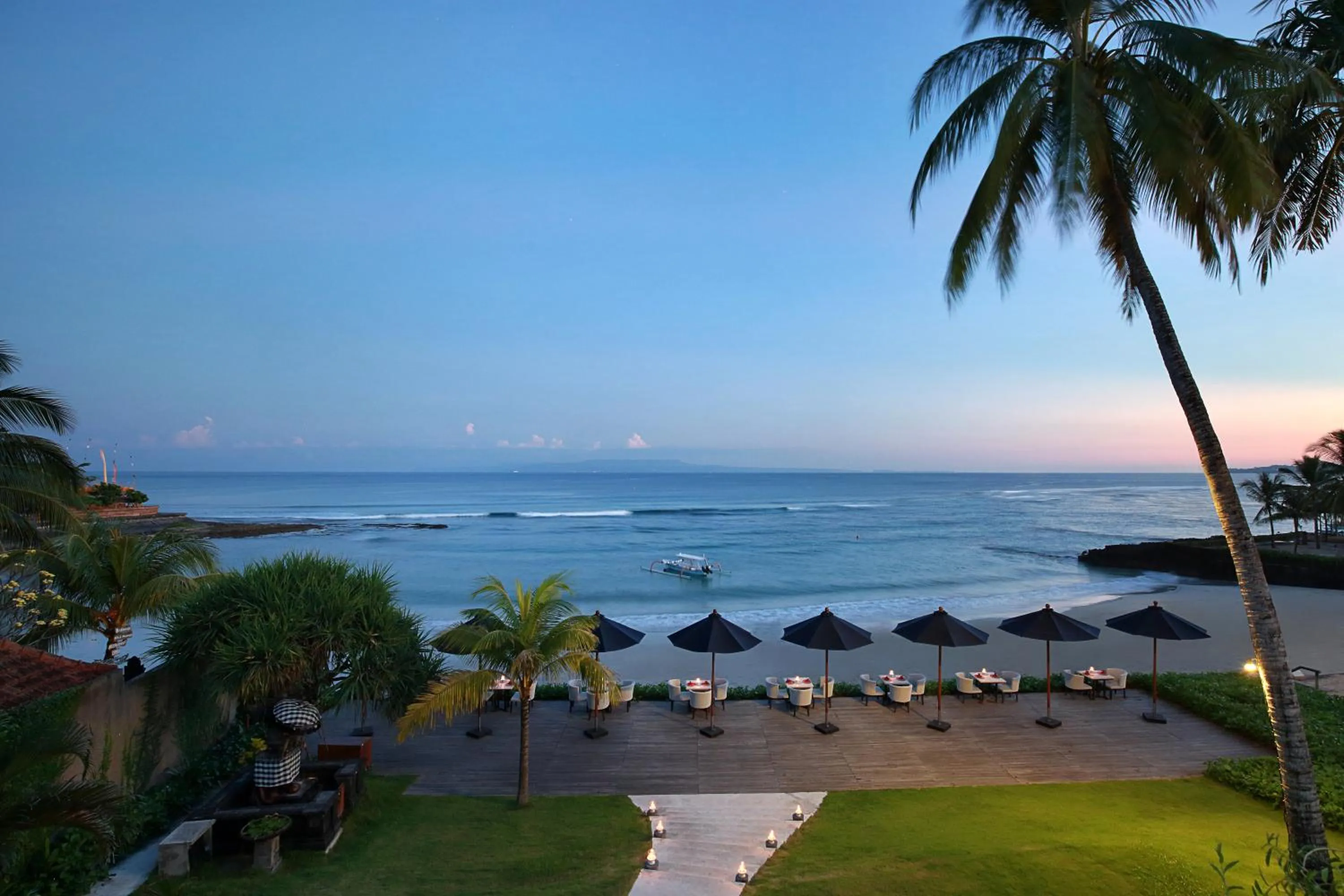 Restaurant/places to eat in Candi Beach Resort & Spa