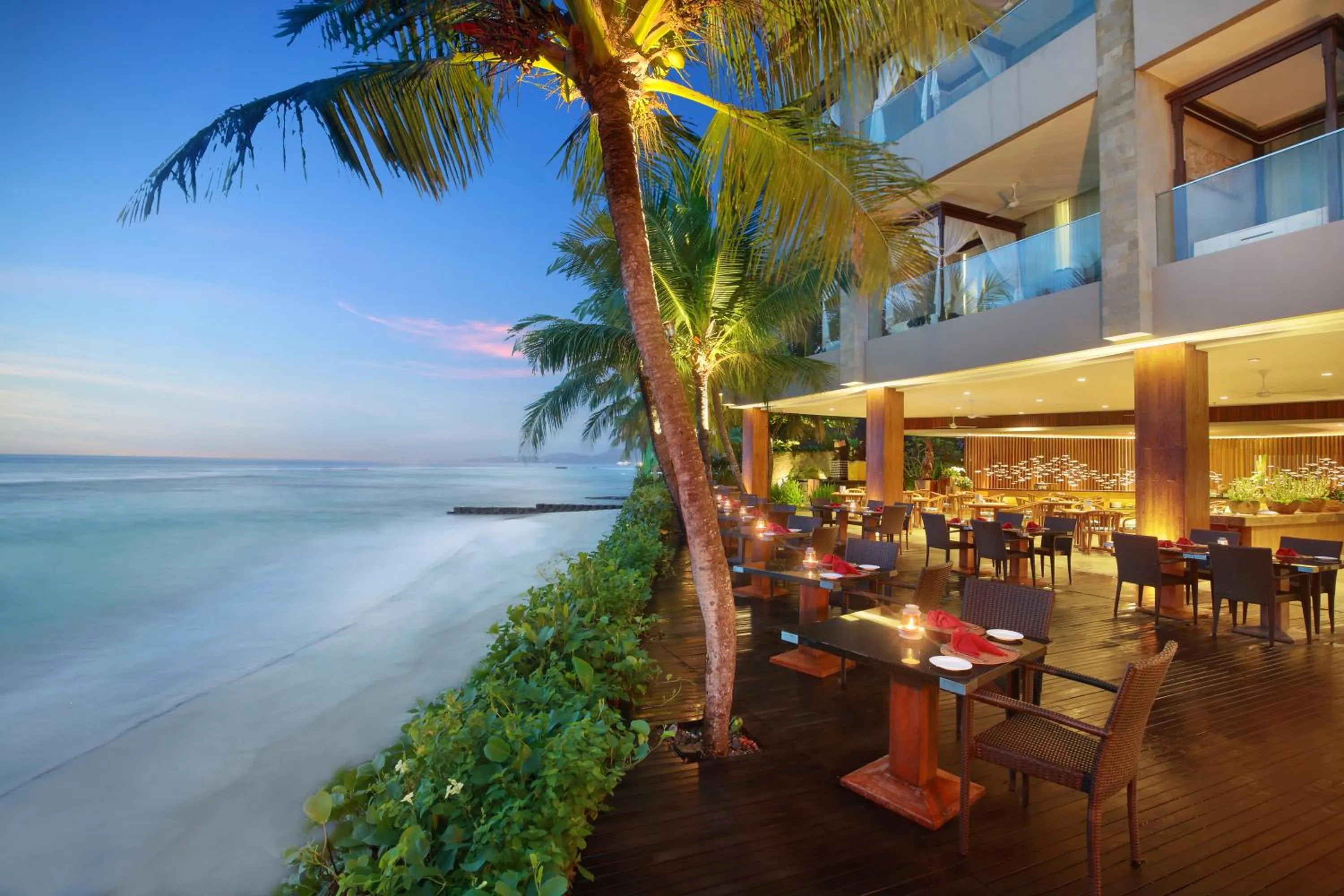 Restaurant/places to eat in Candi Beach Resort & Spa