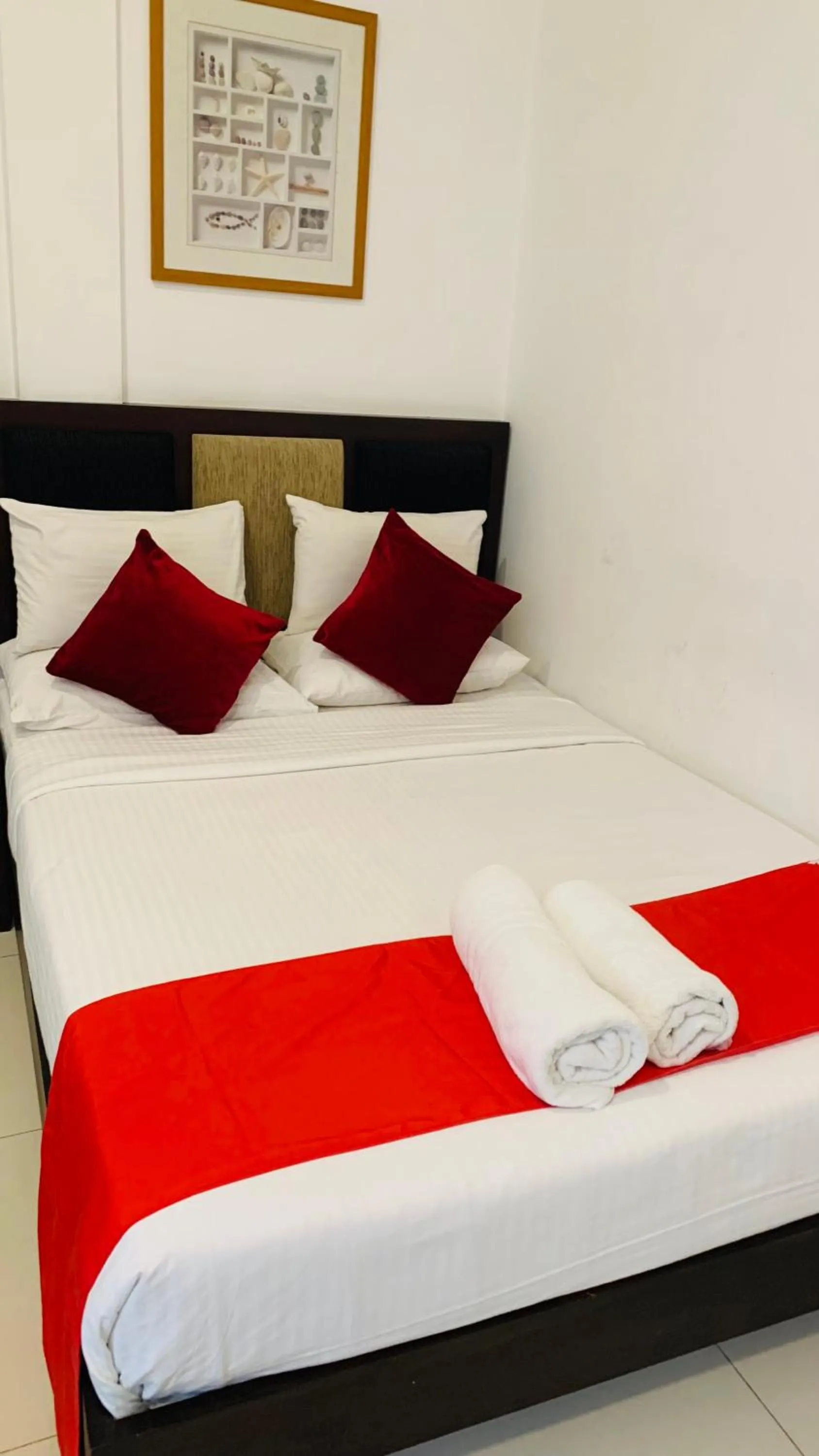 Bed in Hotel 198 Negombo