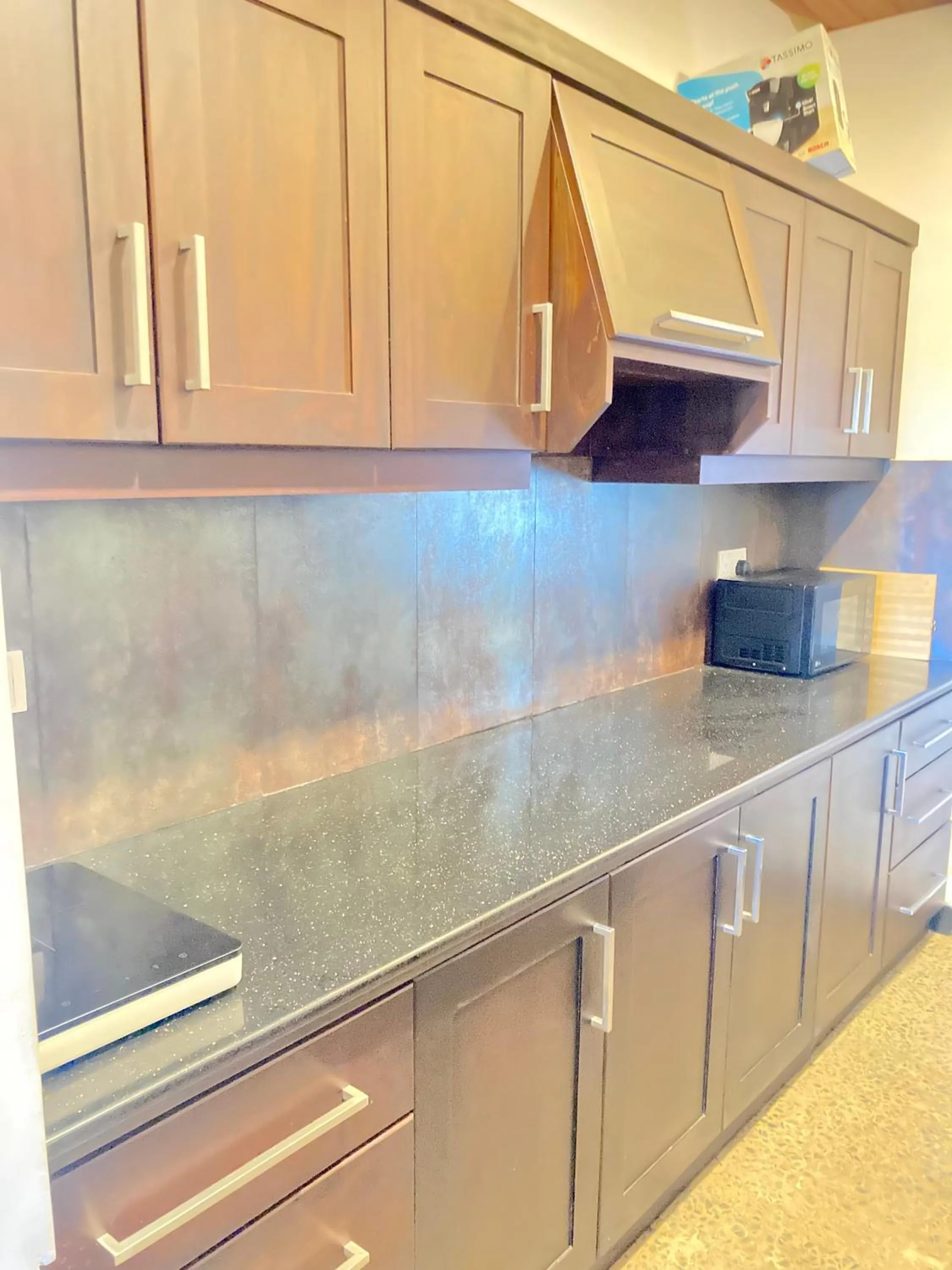 Kitchen or kitchenette in Hotel 198 Negombo