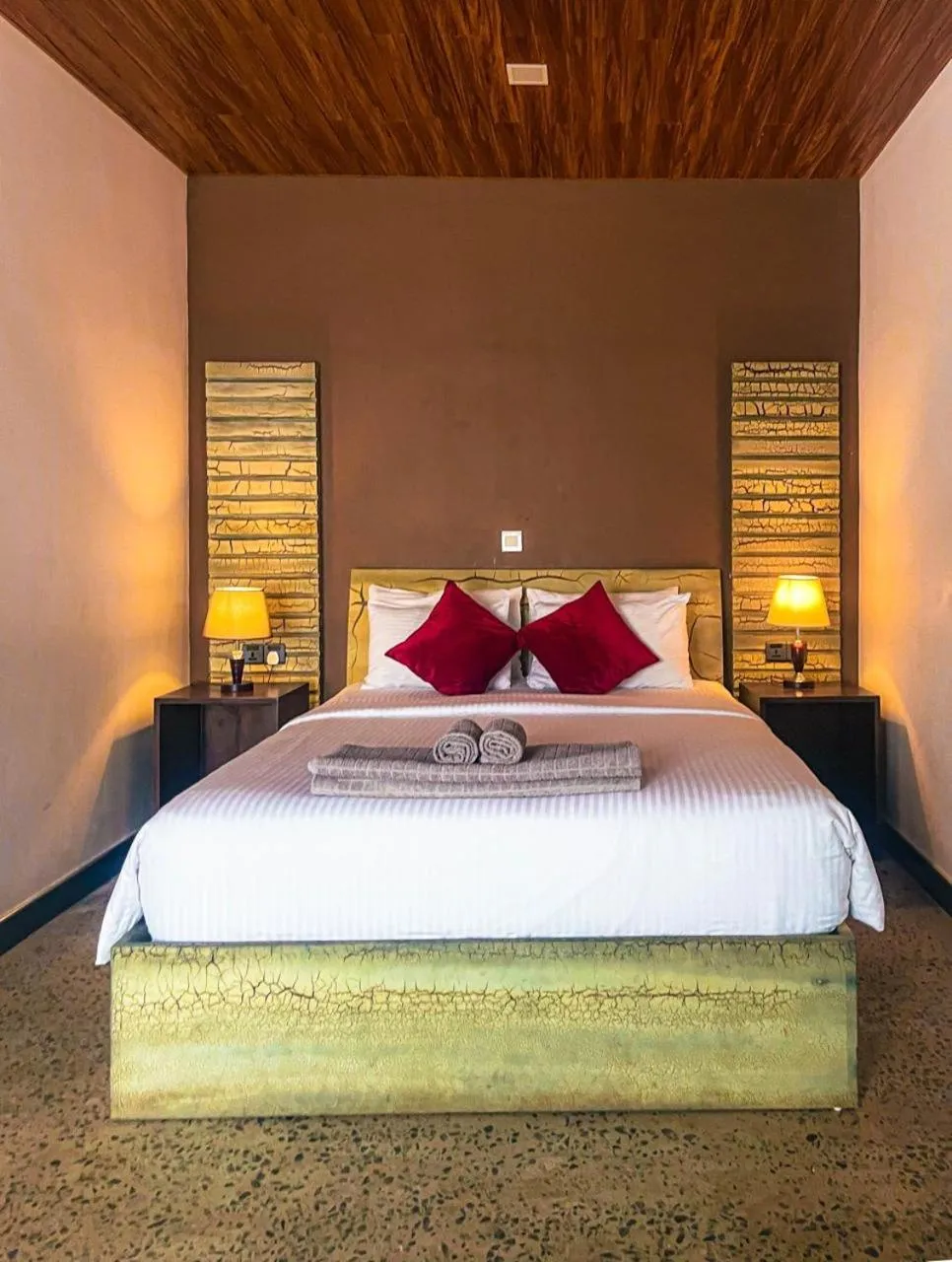 Bed in Hotel 198 Negombo