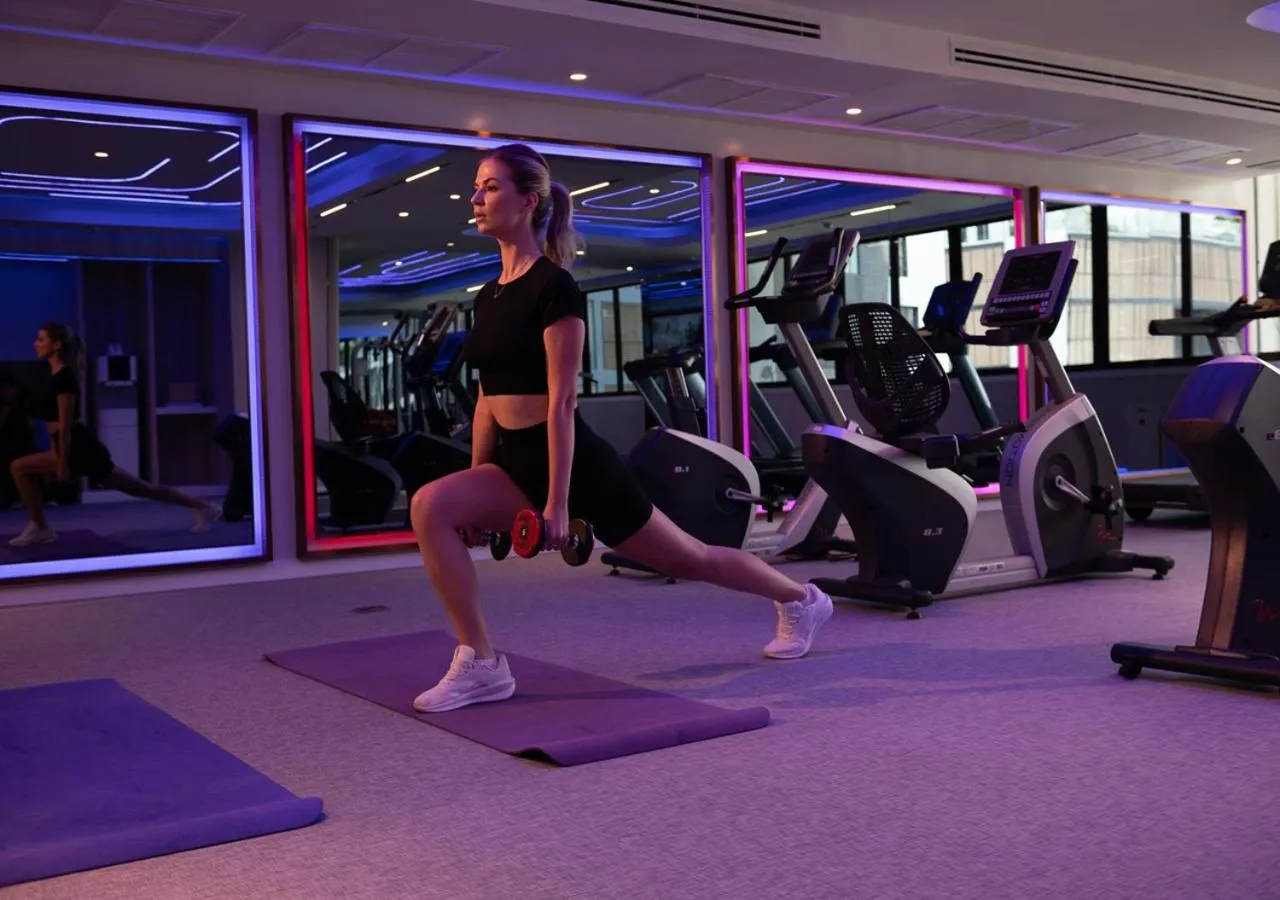 Fitness centre/facilities in Centre Point Sukhumvit 10