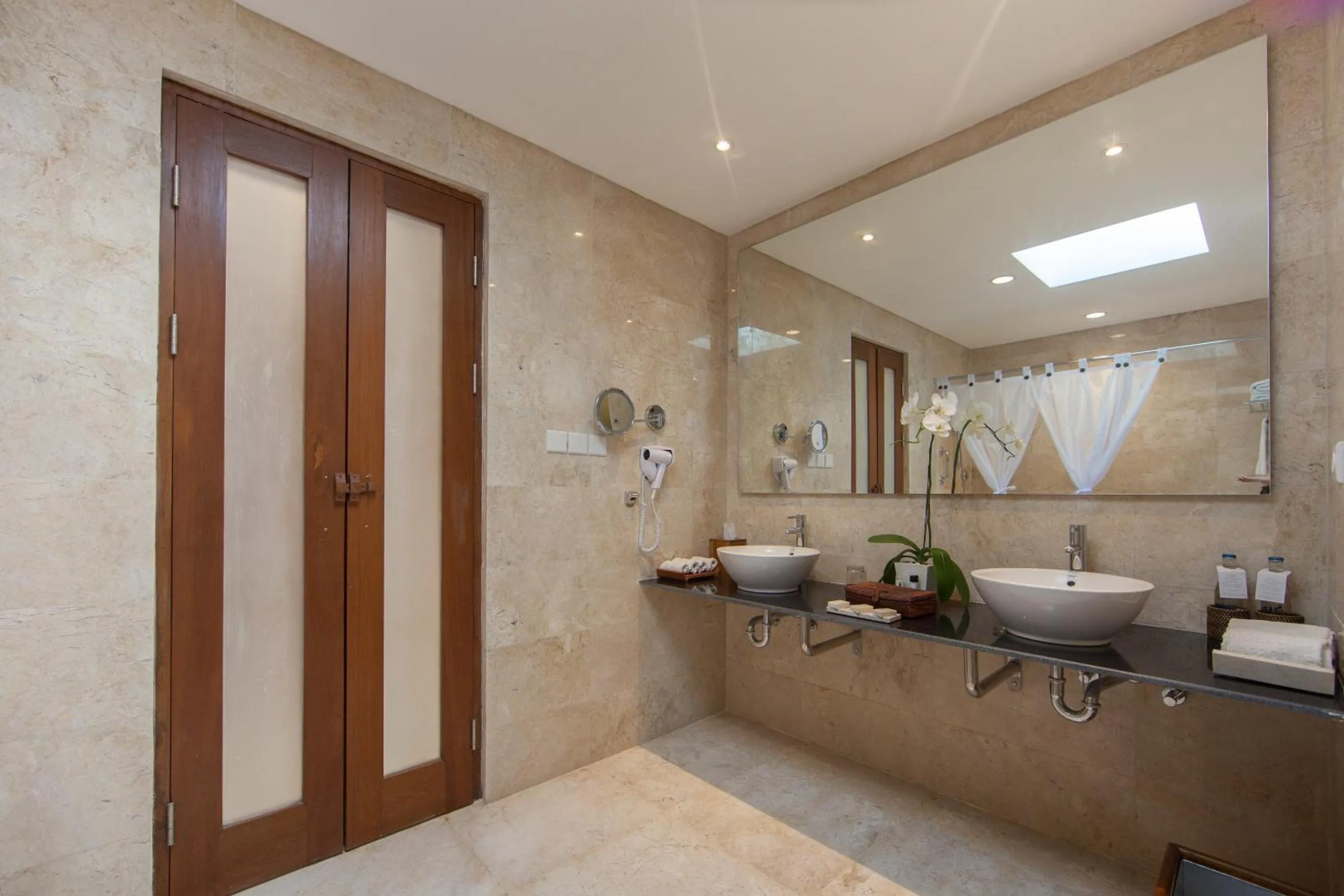 Bathroom in Legian Beach Hotel