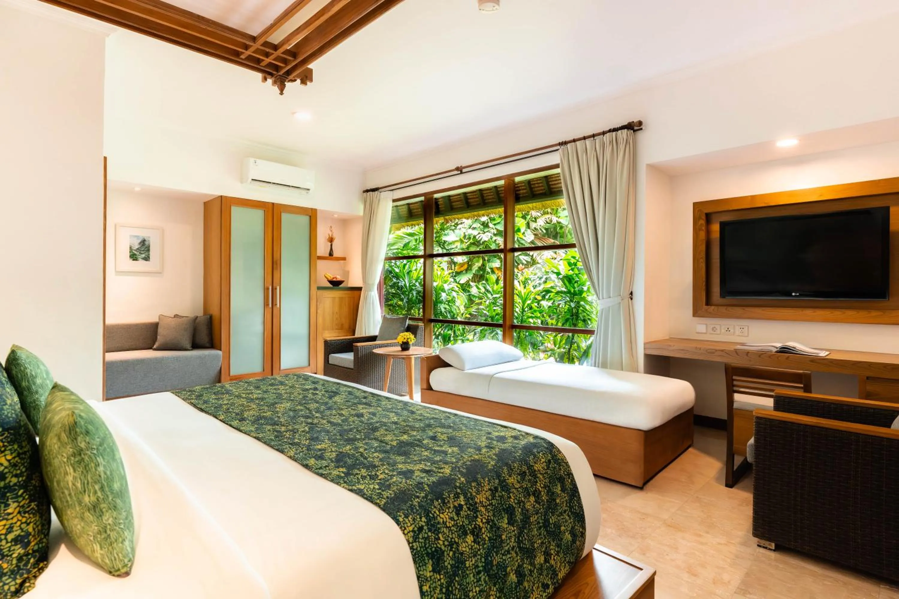 Bed in Legian Beach Hotel