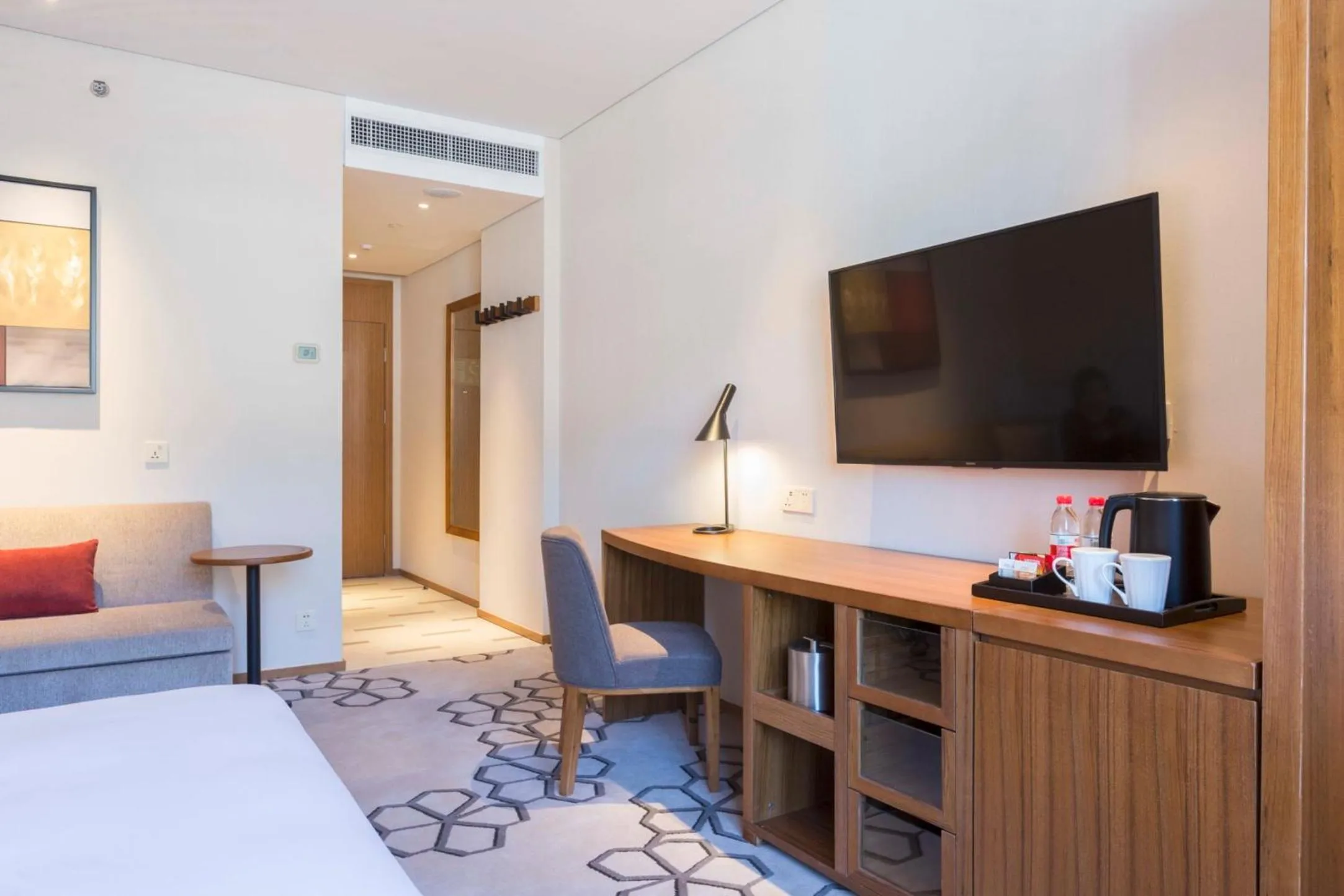 Living room, Bed in Hyatt Place Chongli