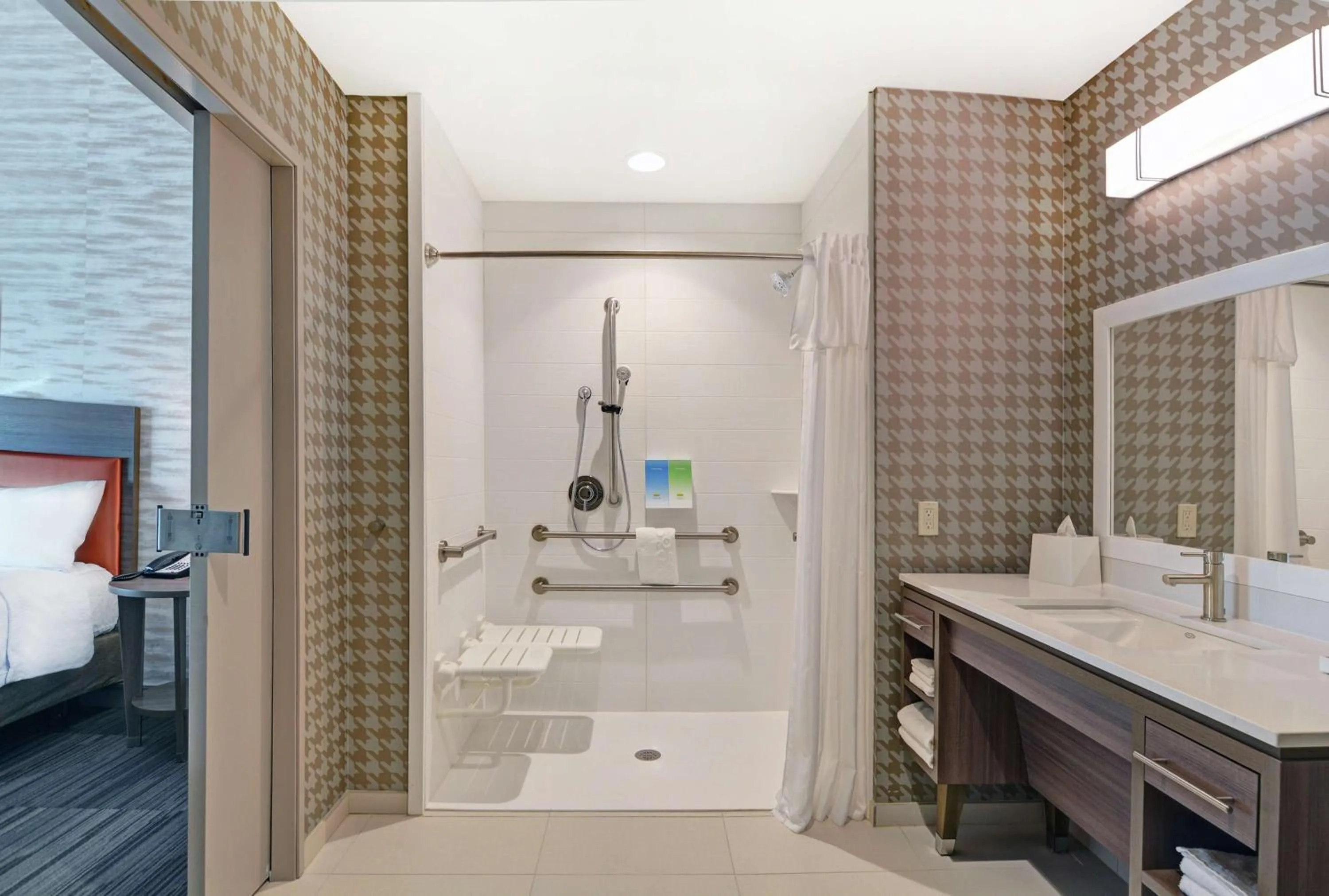 Bathroom in Home2 Suites By Hilton Grand Junction Northwest