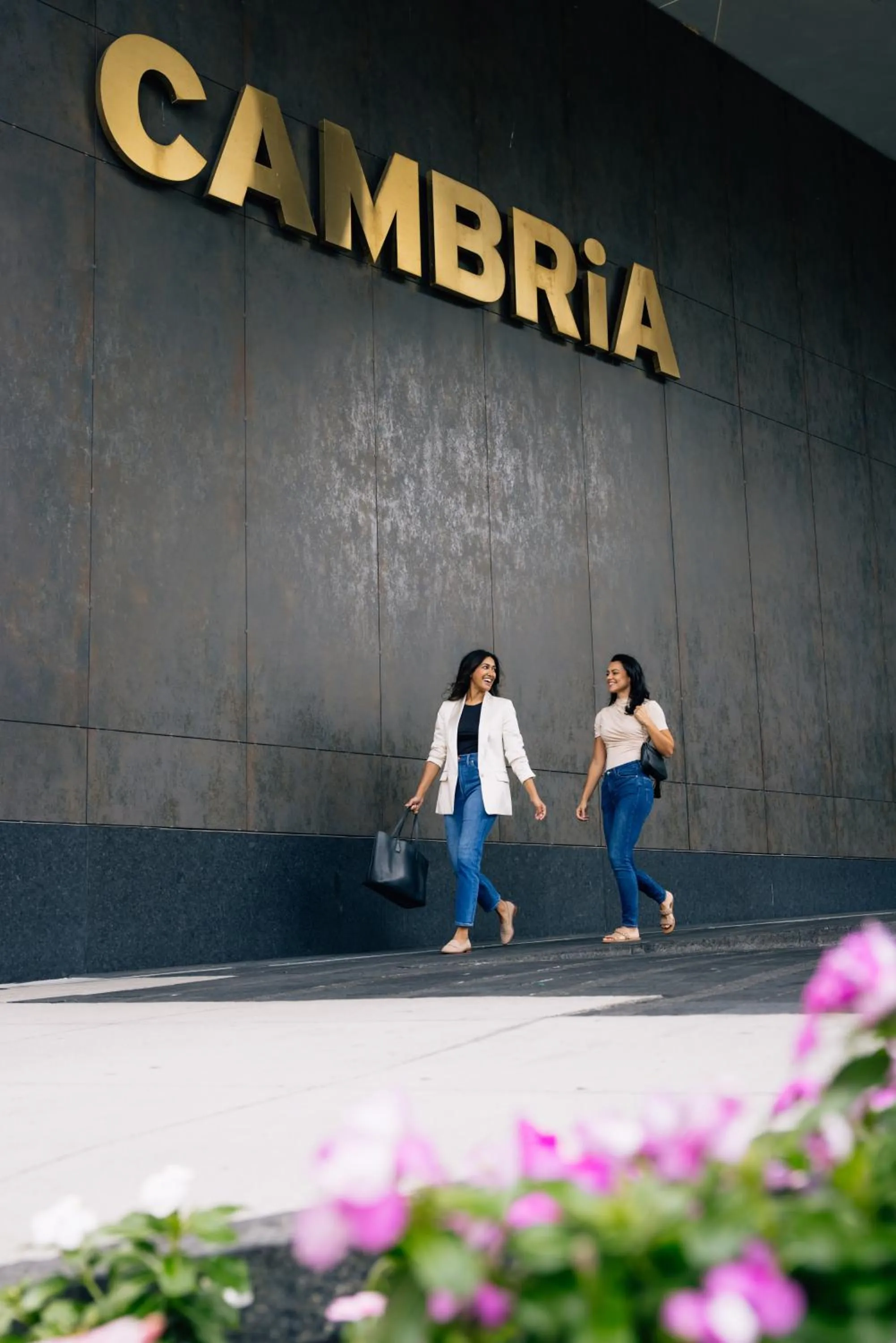 Cambria Hotel Boston Downtown - Seaport