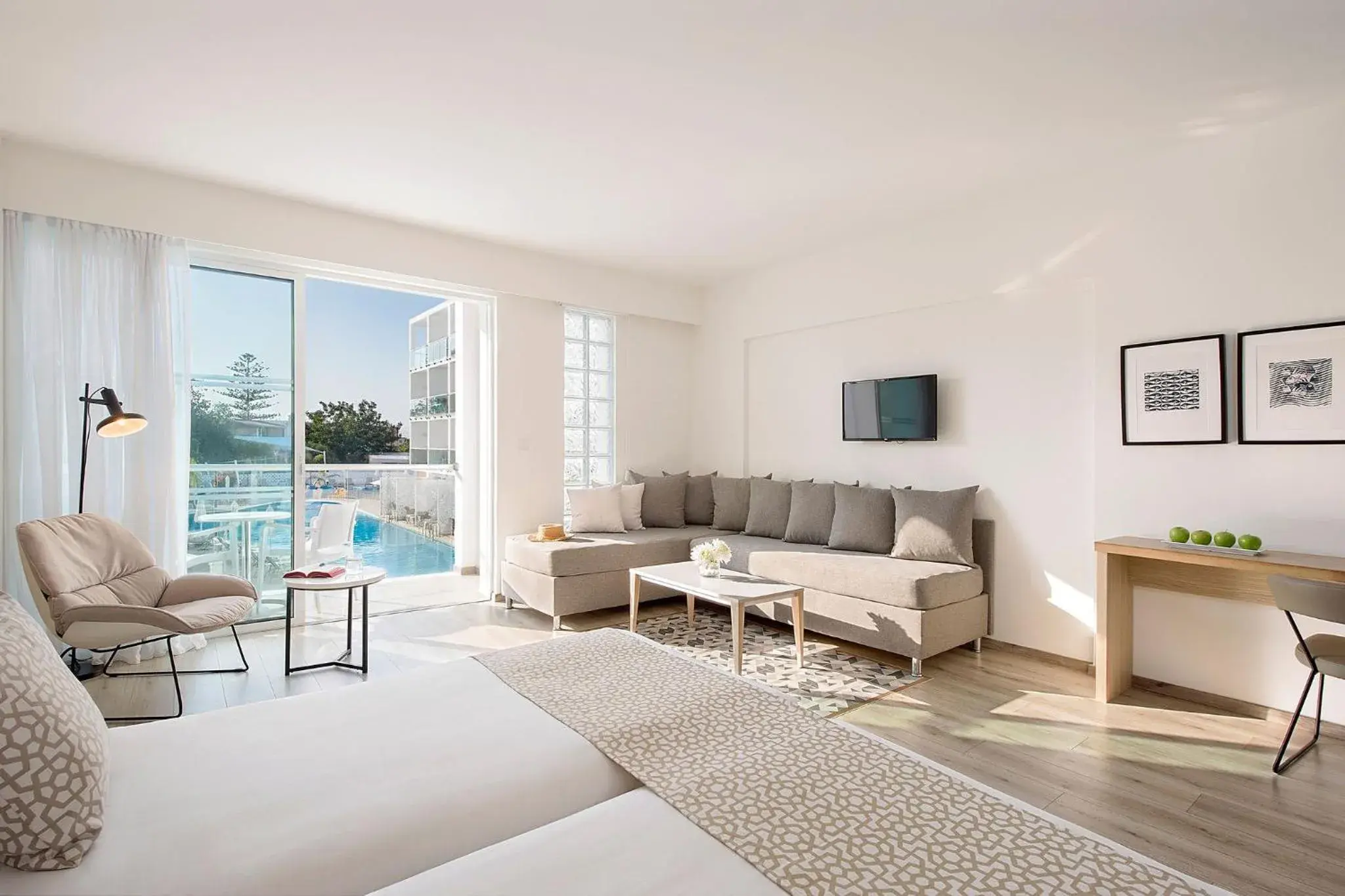 Superior Room with Pool View in Sofianna Resort & Spa Superior Room with Pool View in Sofianna Resort & Spa