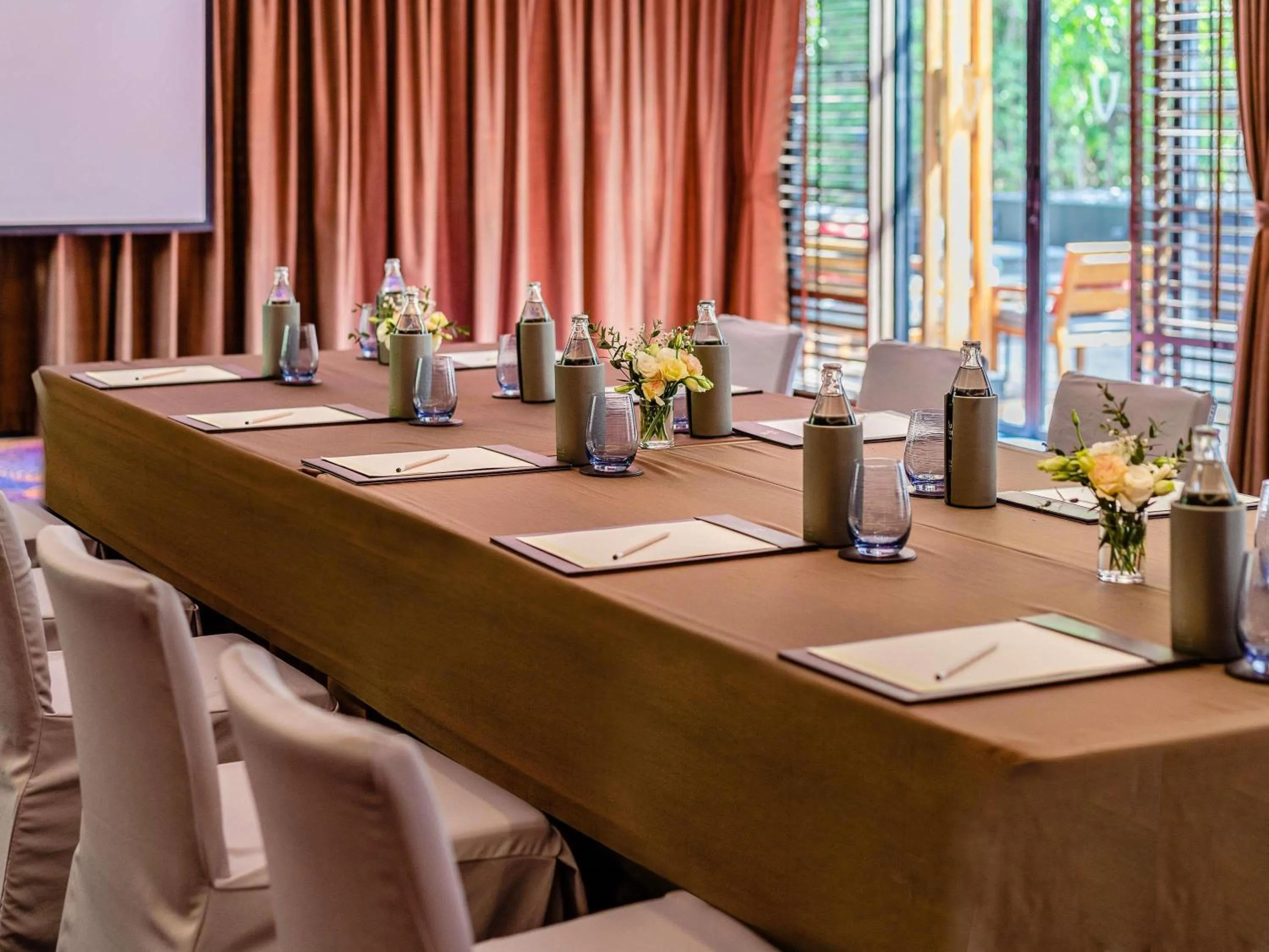 Meeting/conference room in V Villas Hua Hin - MGallery Collection