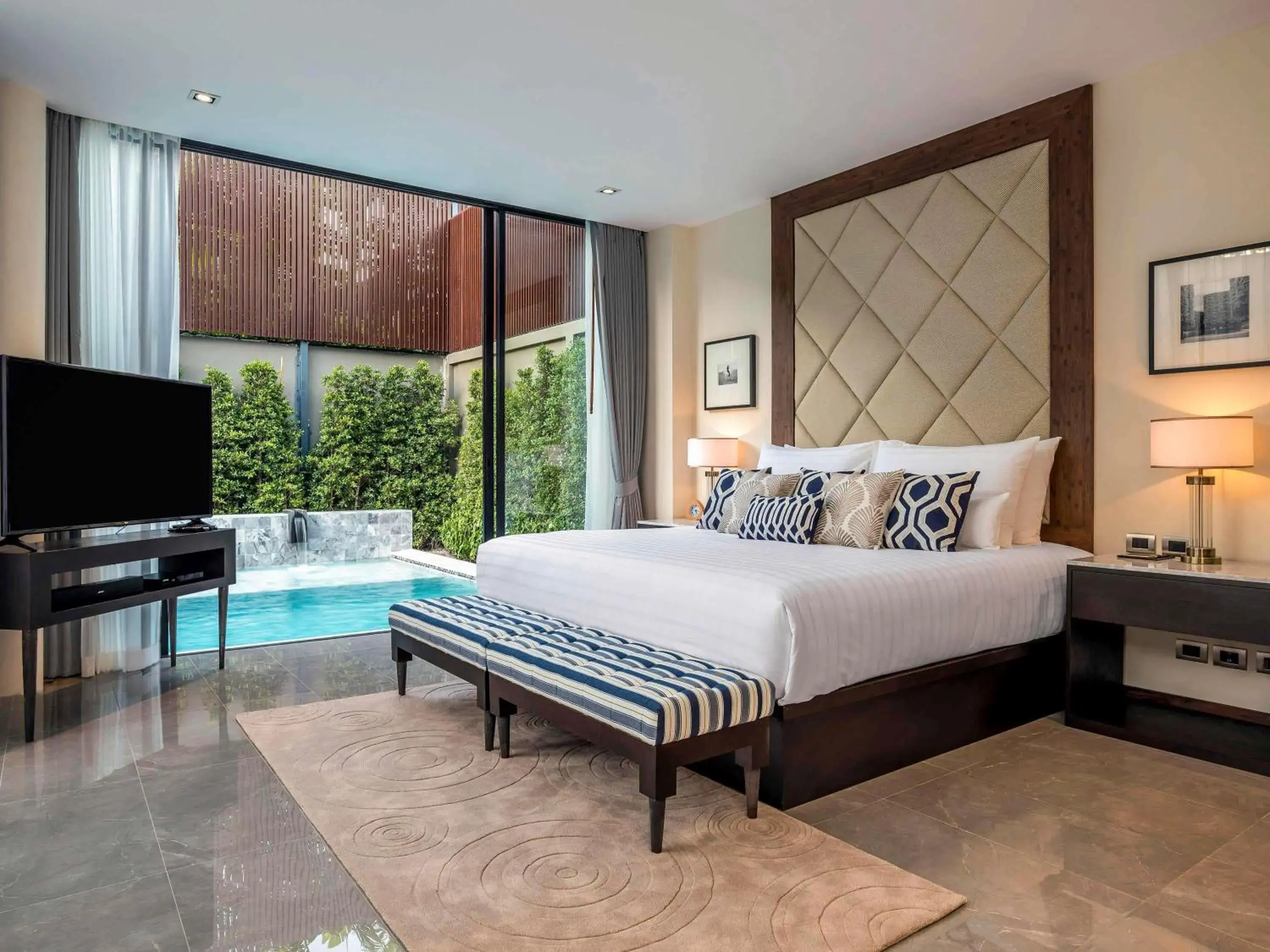 One-Bedroom Pool Villa (24-hour butler service) in V Villas Hua Hin - MGallery Collection One-Bedroom Pool Villa (24-hour butler service) in V Villas Hua Hin - MGallery Collection