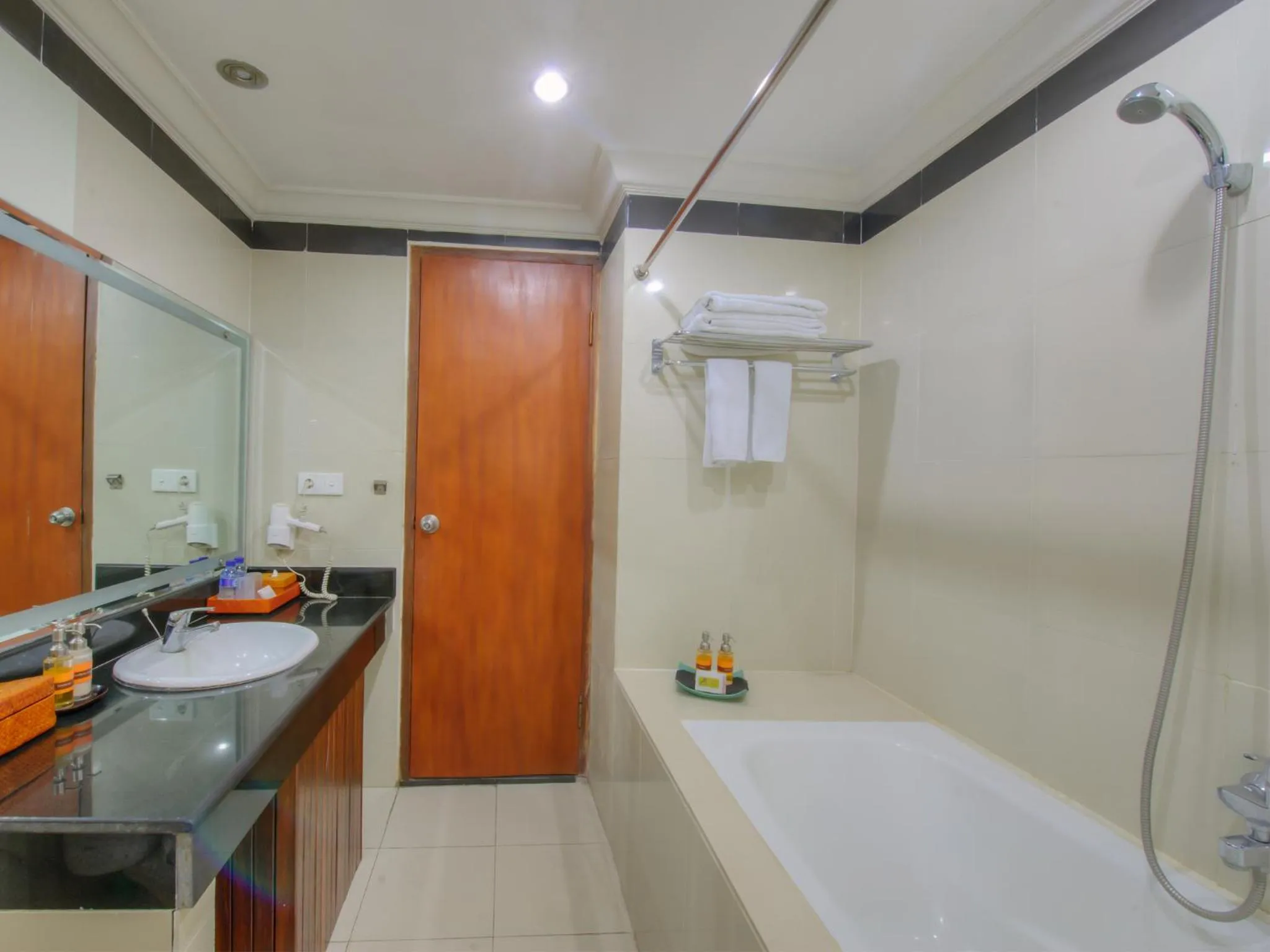 Toilet in Hotel Vila Lumbung