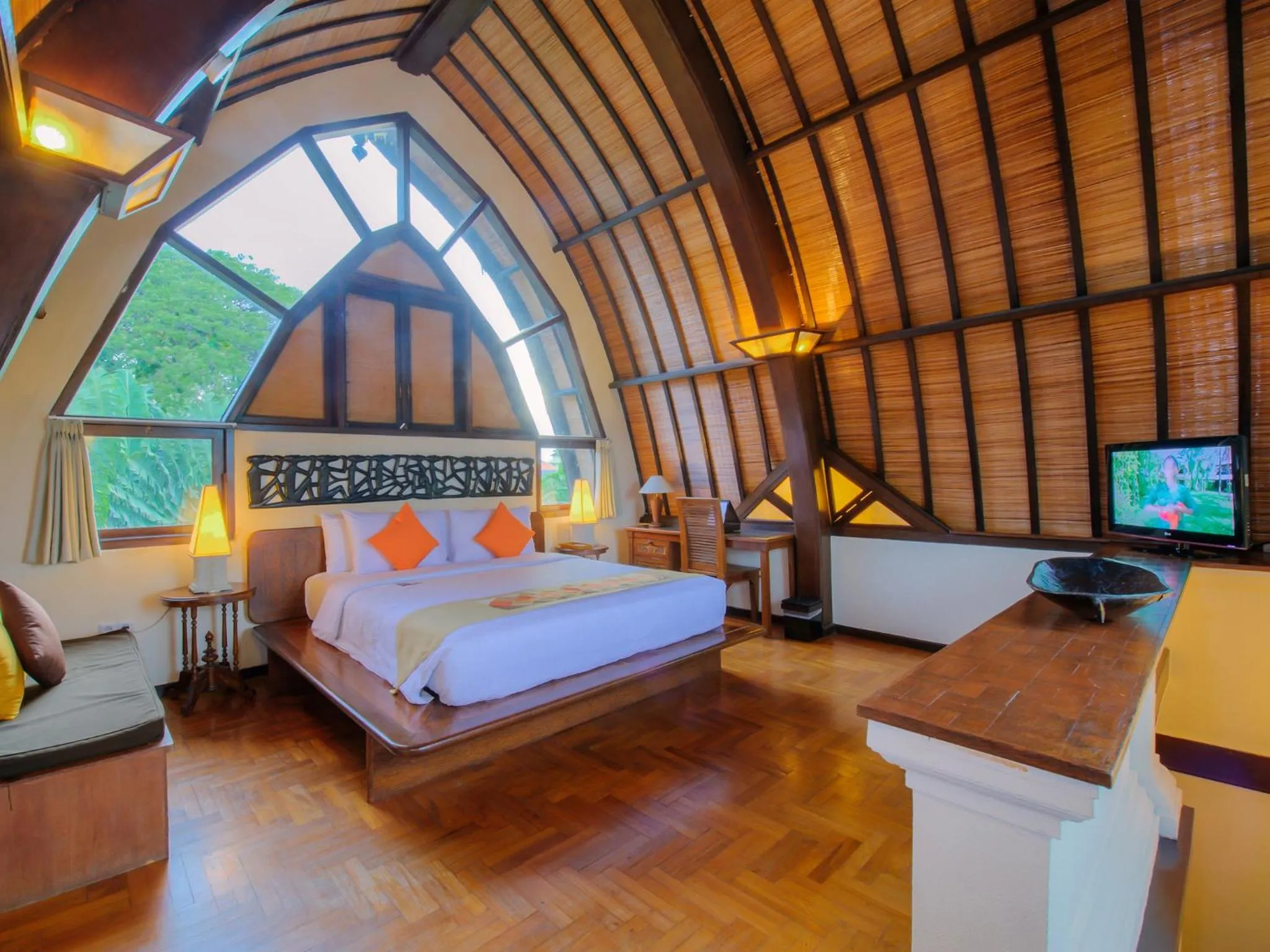 Bedroom, Bed in Hotel Vila Lumbung