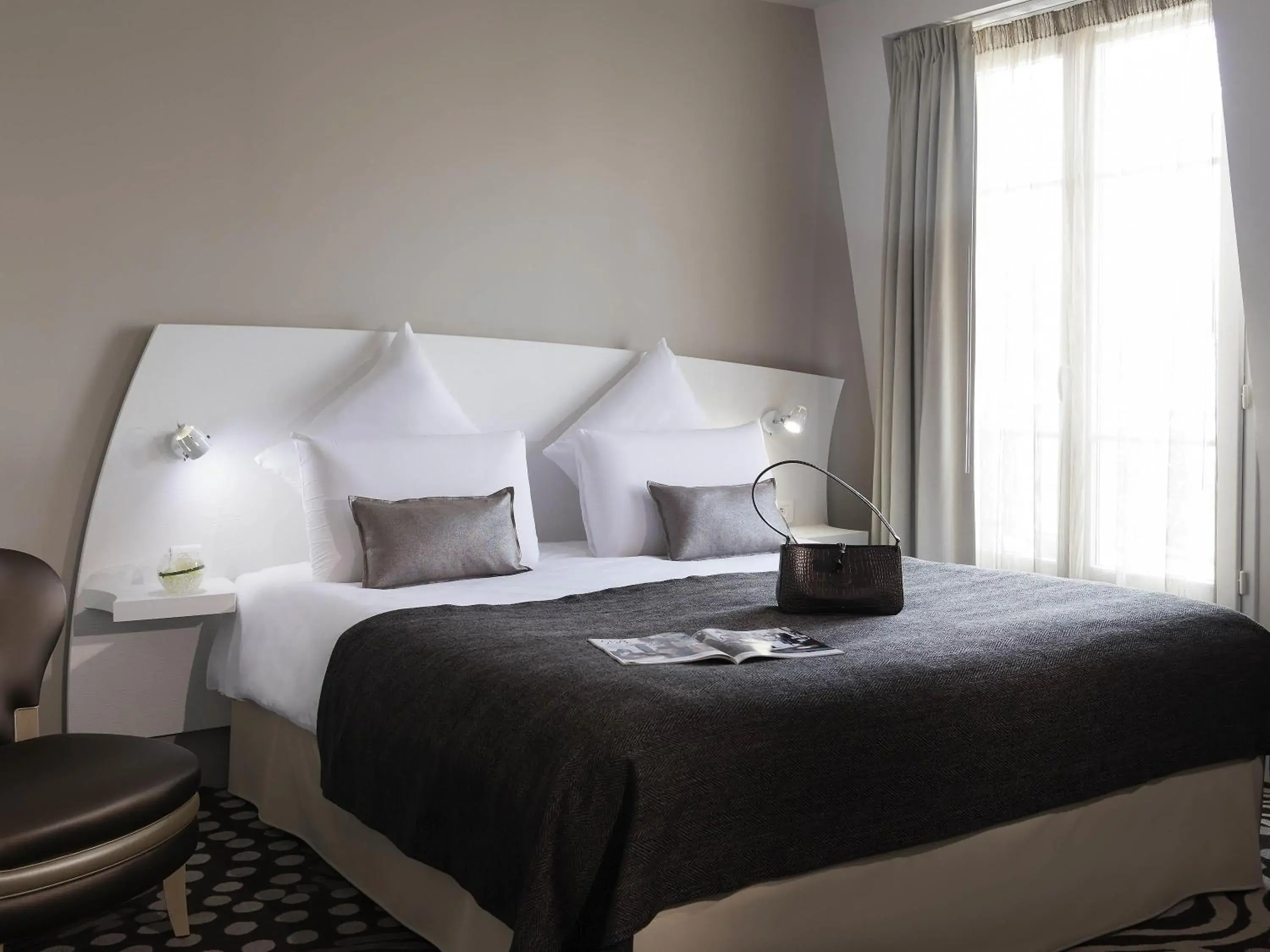 Privilege Double Room in Mercure Paris Levallois Privilege Double Room in Mercure Paris Levallois