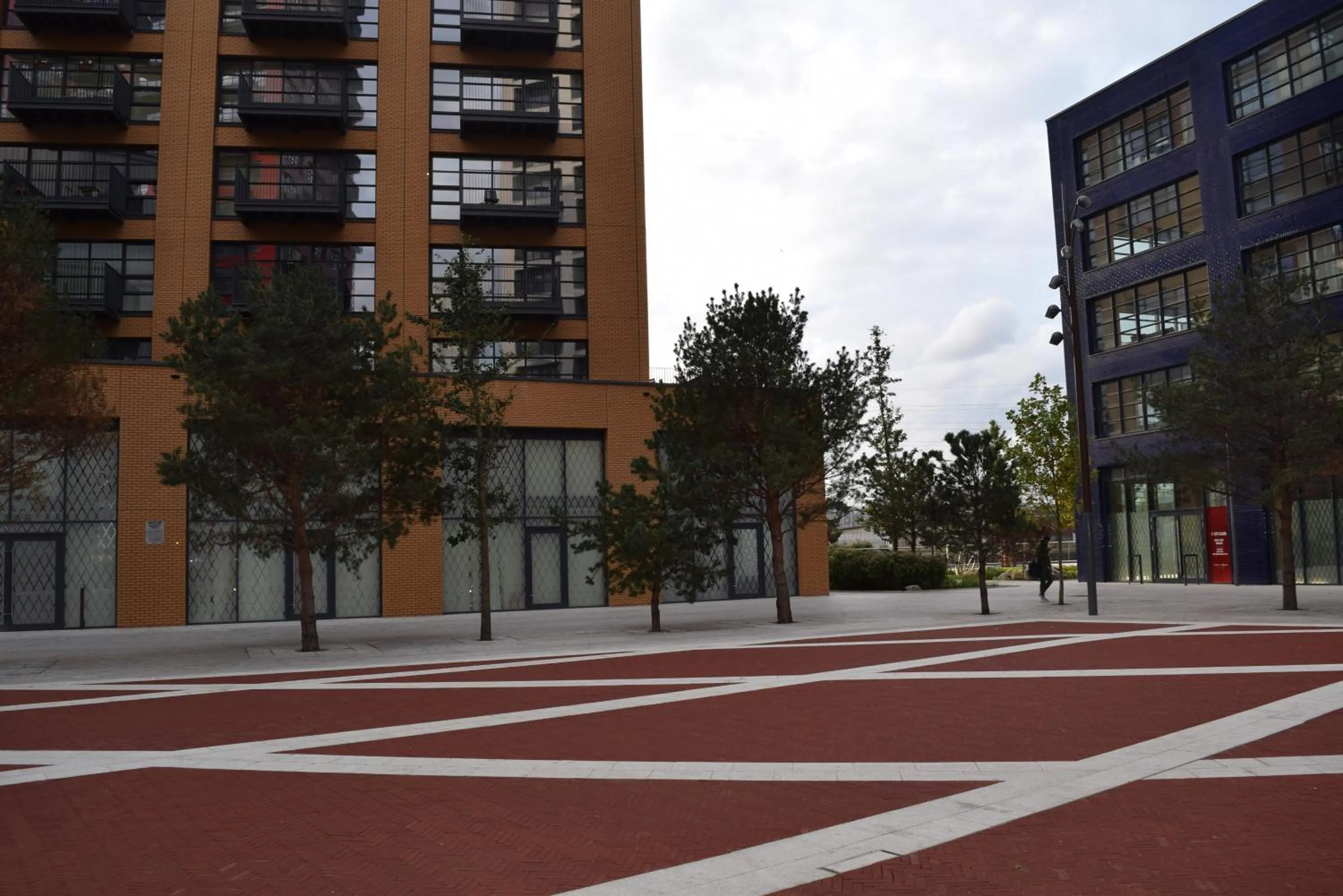 Neighbourhood in London City Island 3 Bedroom Luxury Apartments, Canary Wharf