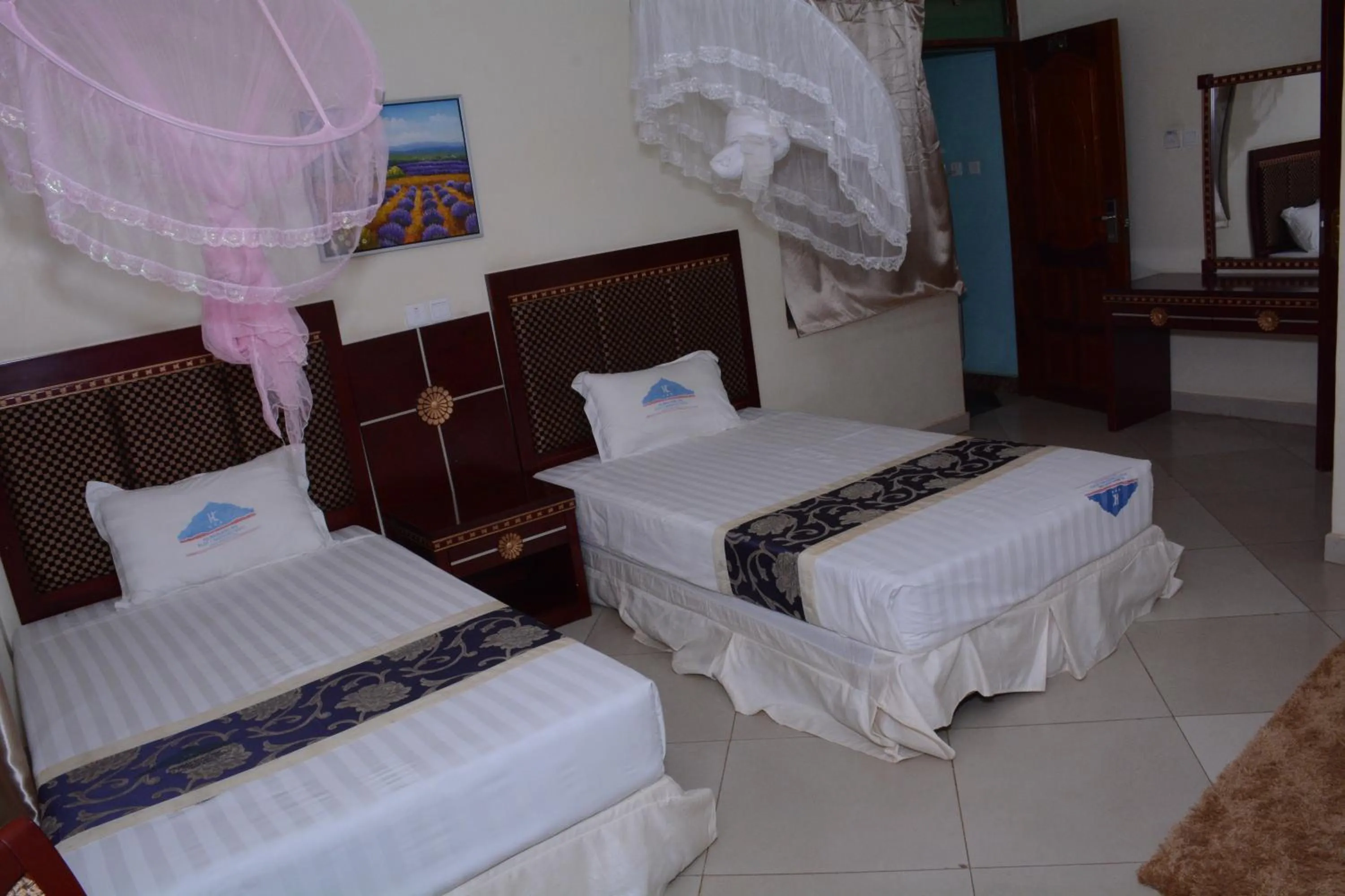 Photo of the whole room in Kilimanjaro inn Kampala