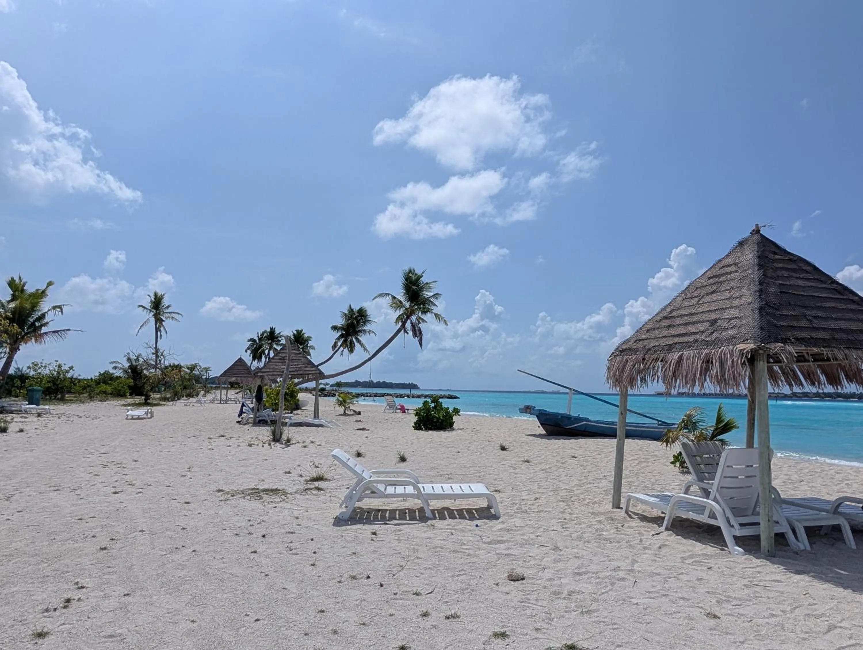 IRIS Beach Residence