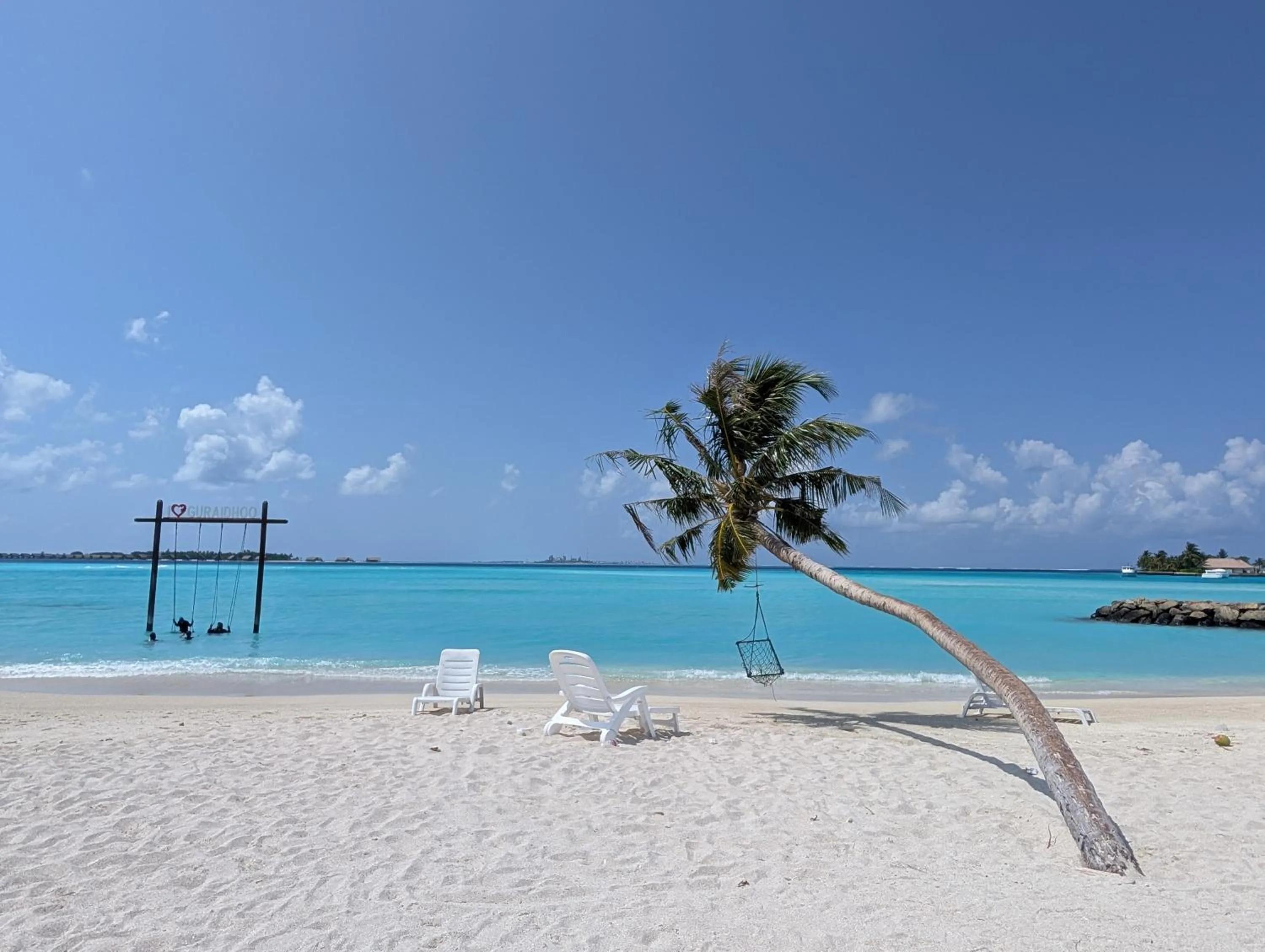 IRIS Beach Residence