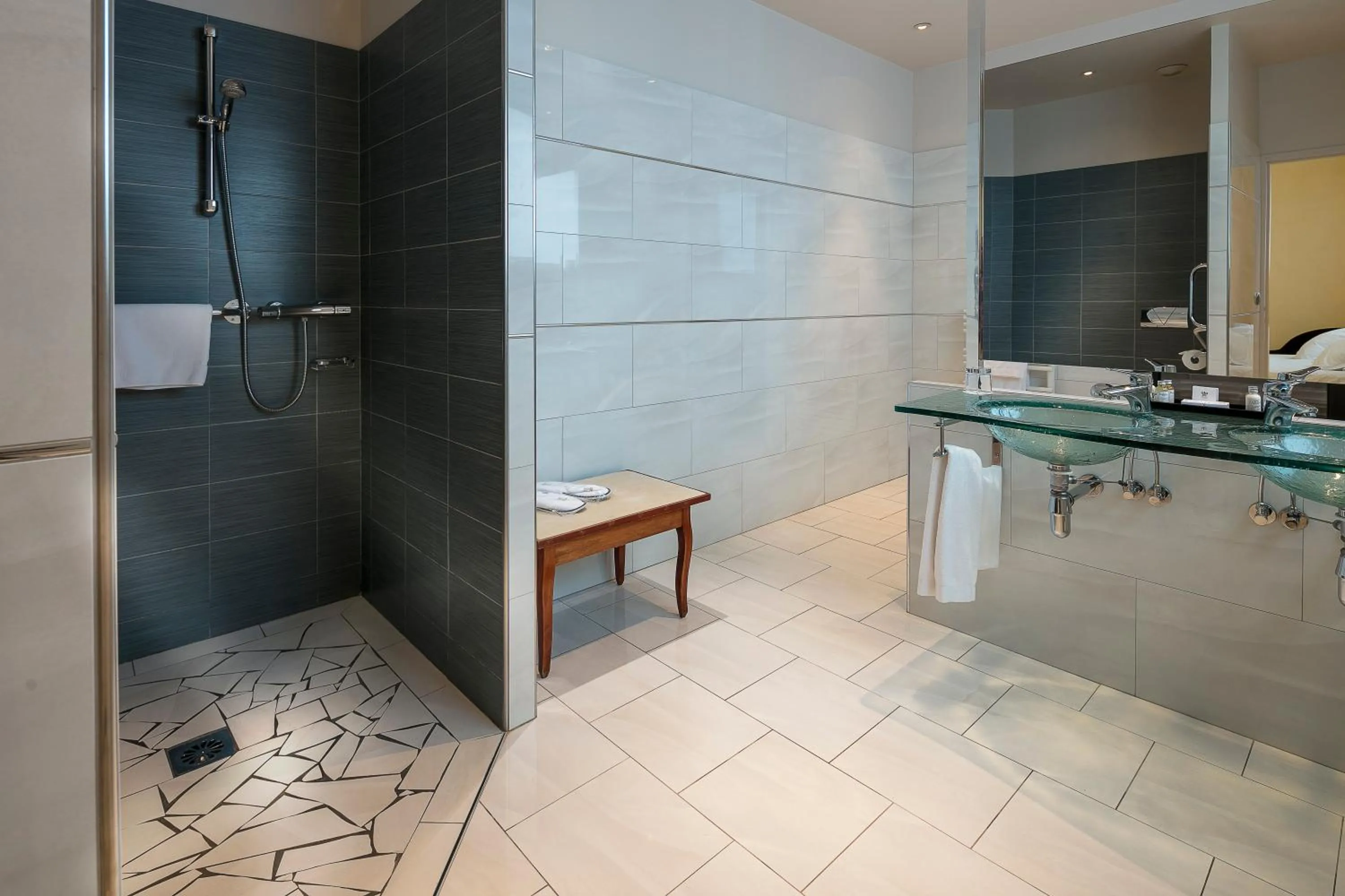 Bathroom in Relais de la Poste