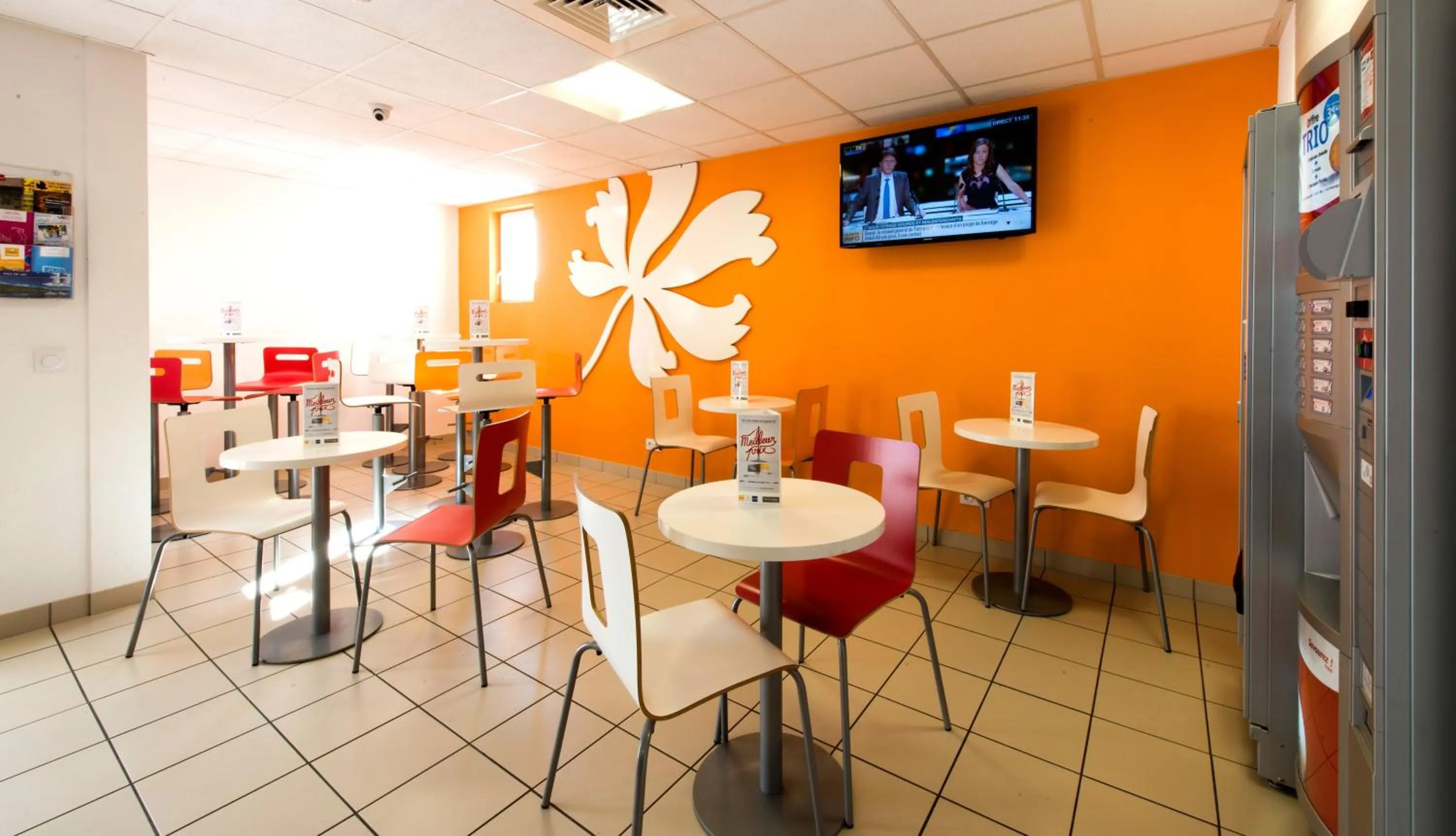 Area and facilities in Premiere Classe Sens Nord- Saint Clément