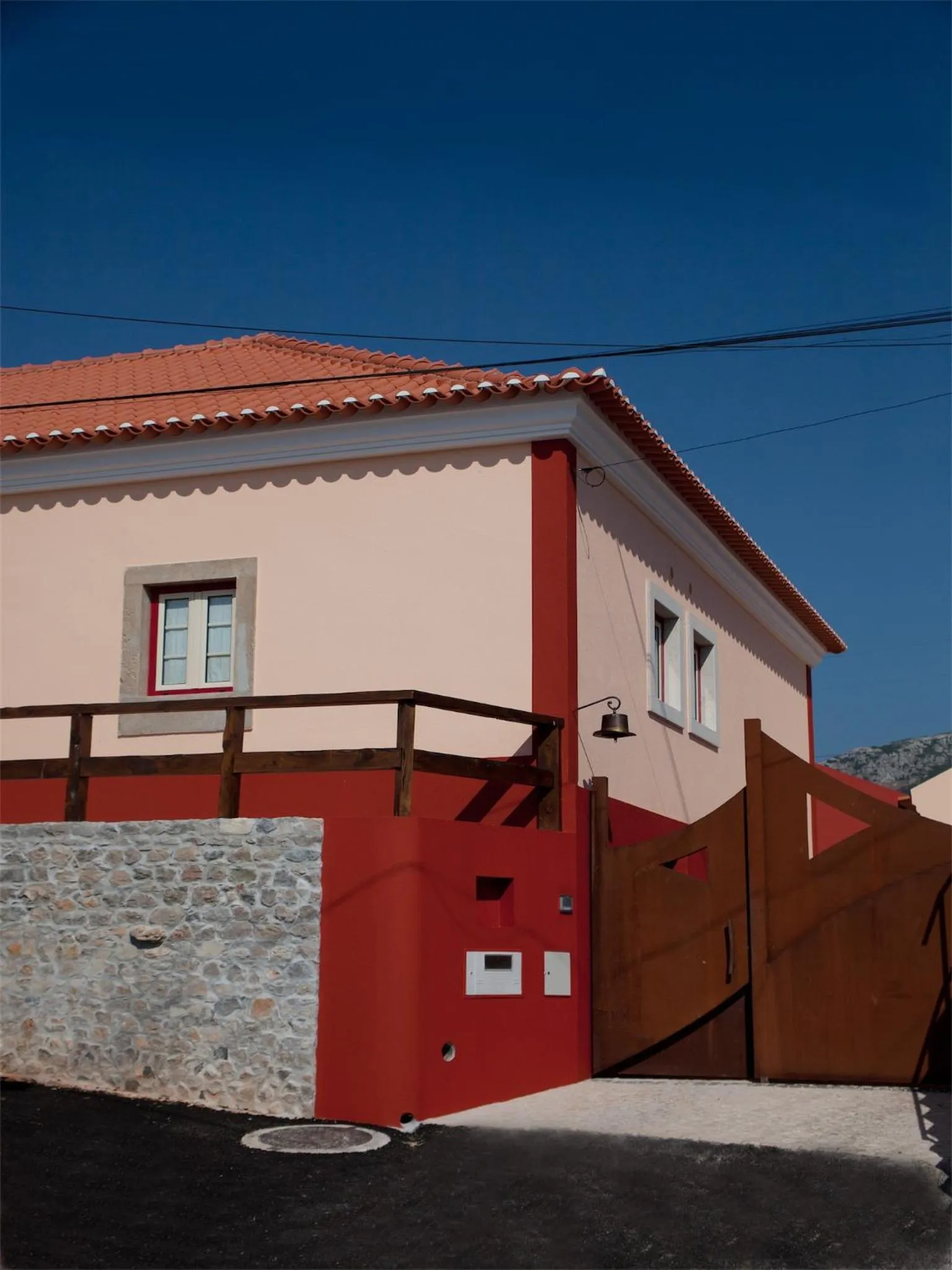 Facade/entrance in Artvilla